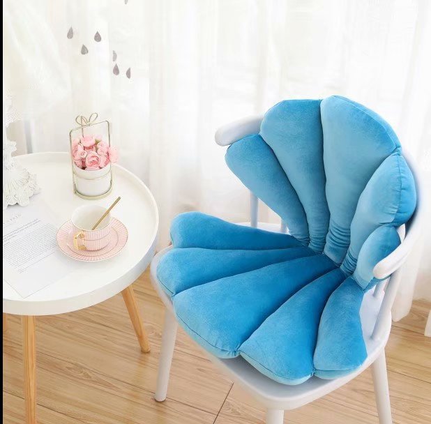 Seashell Velvet Chair Cushion