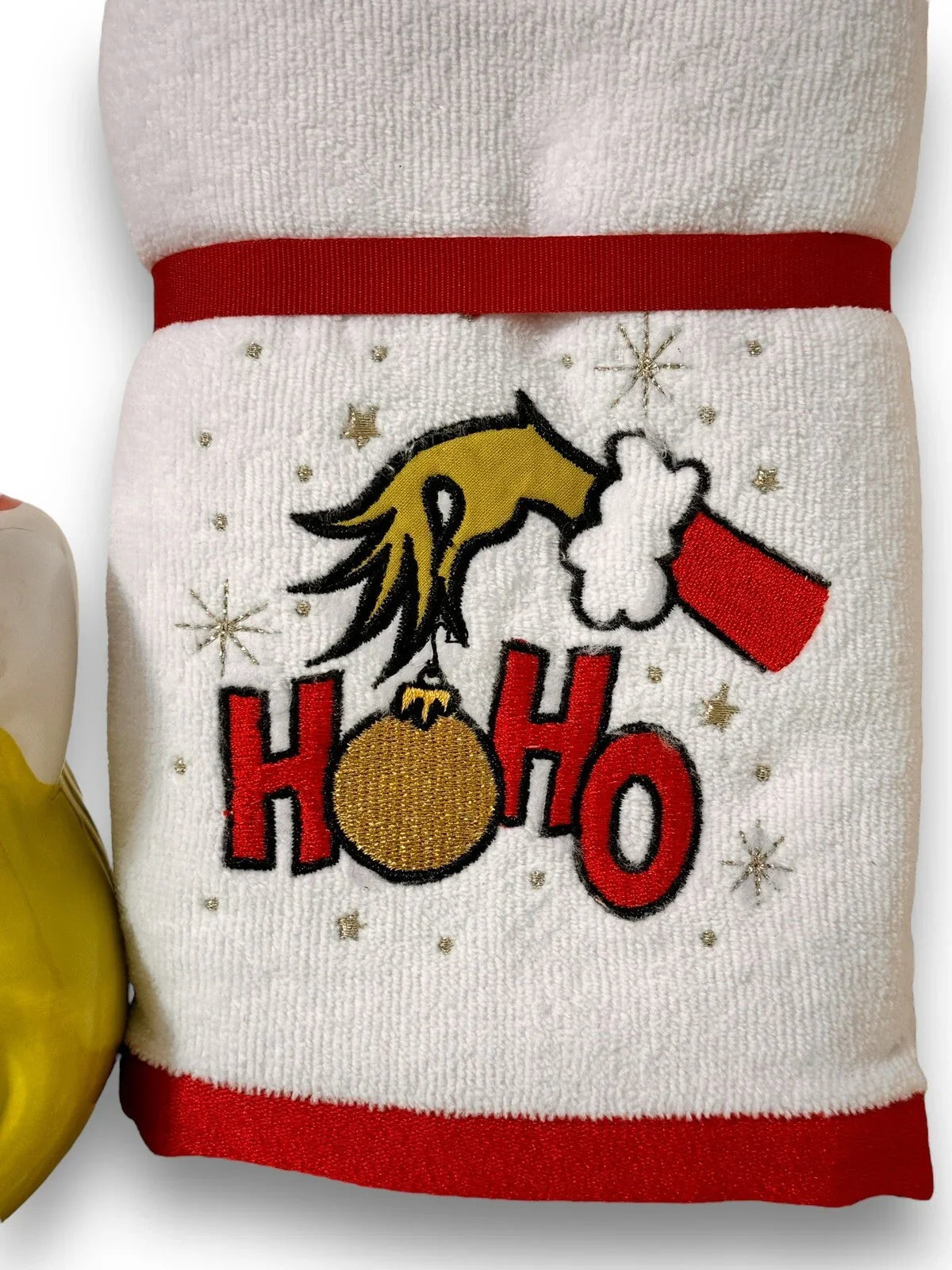 3pc SET Grinch Christmas Bathroom Soap Dispenser & Hand Towel - Trendiez U ♥