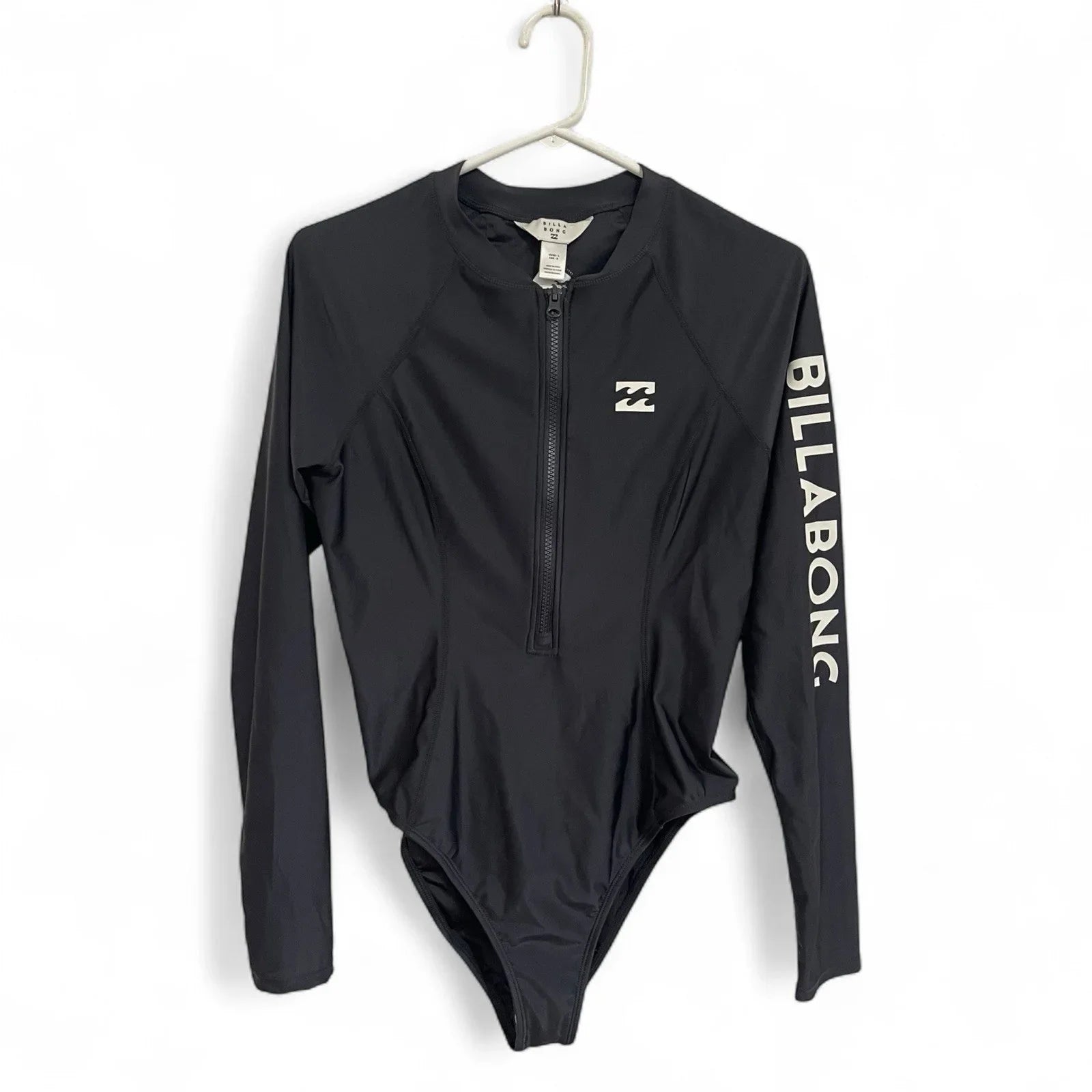 Billabong Women’s Surf Suit – Long Sleeve 1/2 Zip Bodysuit, Size L - Trendiez U ♥