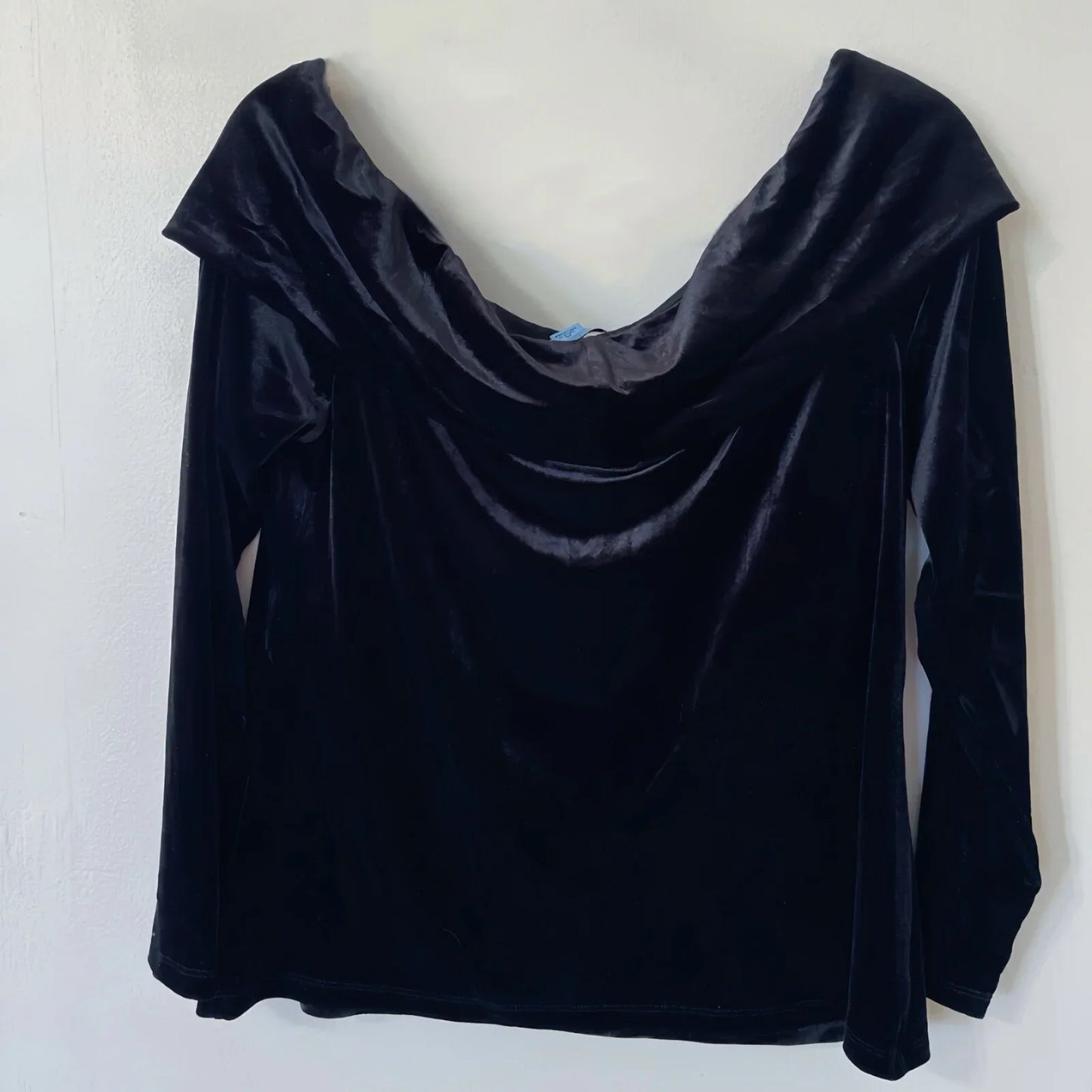 CeCe Off-the-Shoulder Velvet Blouse – Women’s XL, Black with Ruched Boat Neck - Trendiez U ♥