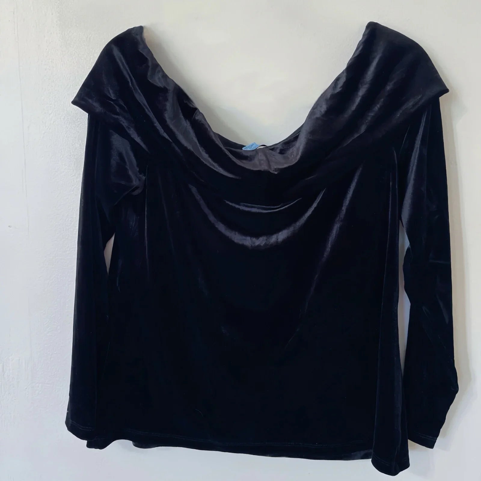 CeCe Off-the-Shoulder Velvet Blouse – Women’s XL, Black with Ruched Boat Neck - Trendiez U ♥