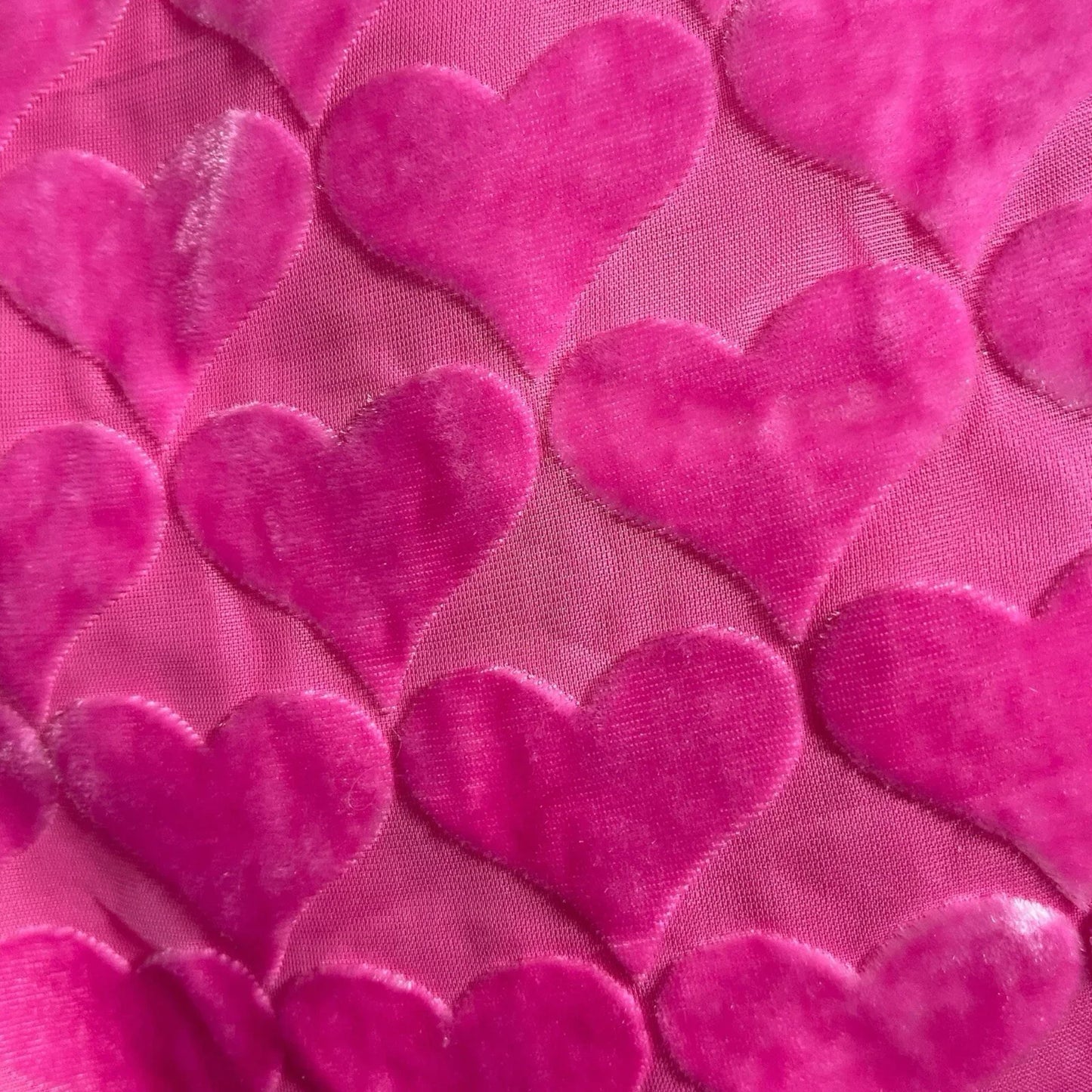 Cupcakes and Cashmere Hot Pink Velvet Mini Skirt Heart Pattern Size 8 - Trendiez U ♥