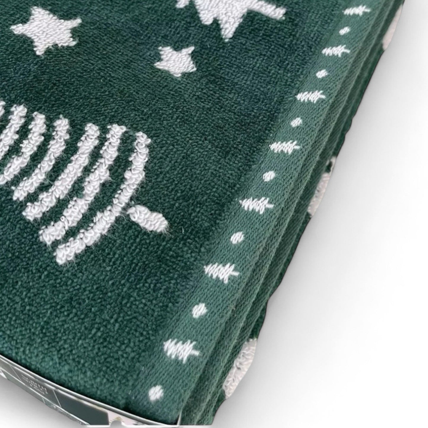 HTF Christmas Towel Set 4pc Green/White Embroidered North Spruce Lane Cotton - Trendiez U ♥