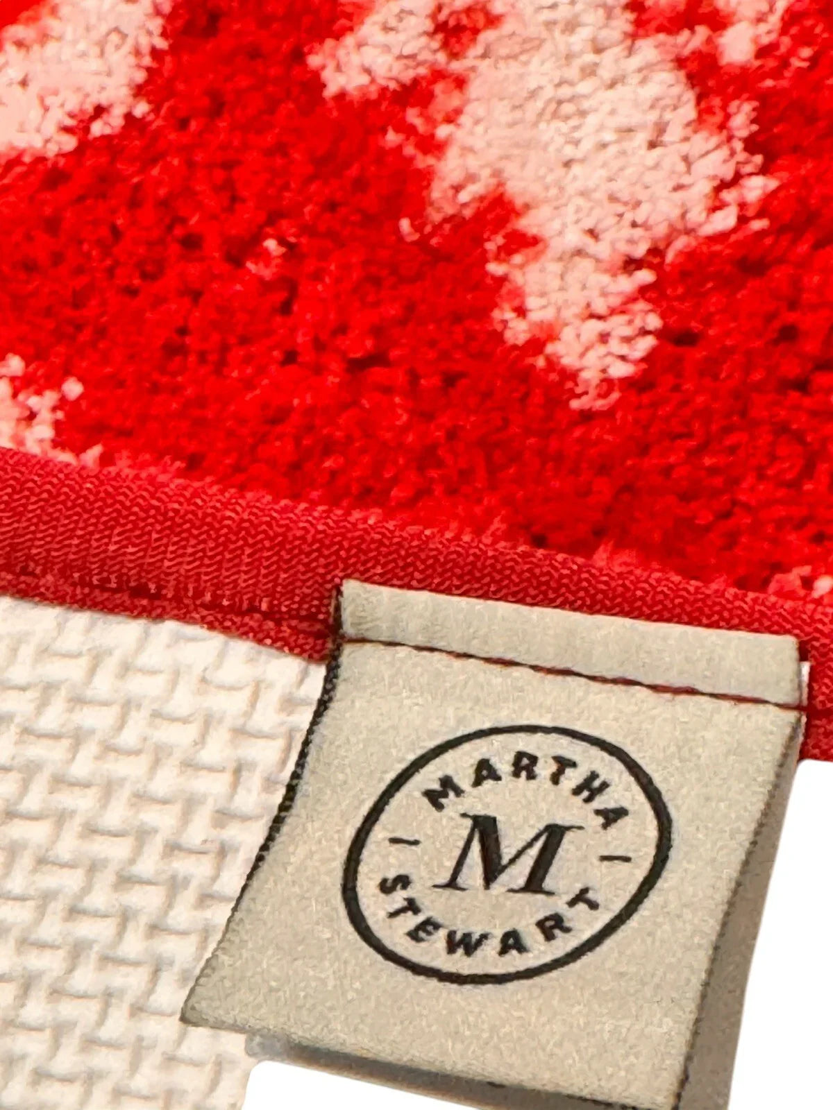 MARTHA STEWART CHRISTMAS RED SNOWFLAKE ULTRA SOFT BATH RUG CARPET,FLOOR MAT - Trendiez U ♥