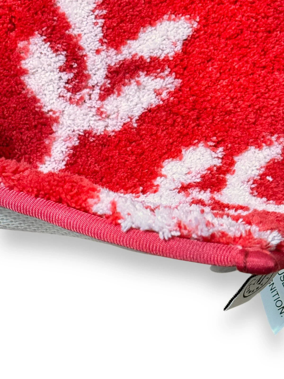 MARTHA STEWART CHRISTMAS RED SNOWFLAKE ULTRA SOFT BATH RUG CARPET,FLOOR MAT - Trendiez U ♥