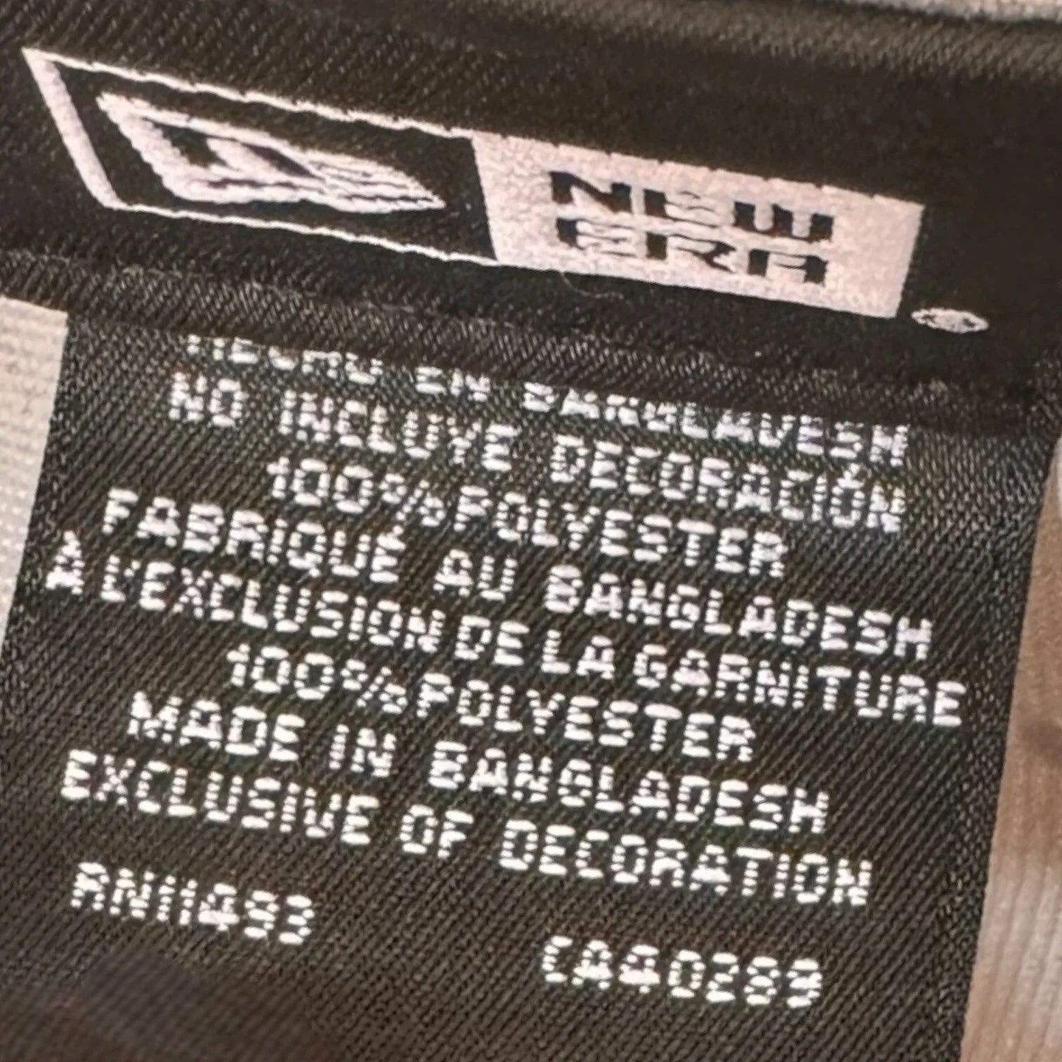 New Era x Undefeated Fitted Hat – Gray Polka Dot, Flat Brim, Size 7 1/4 - Trendiez U ♥