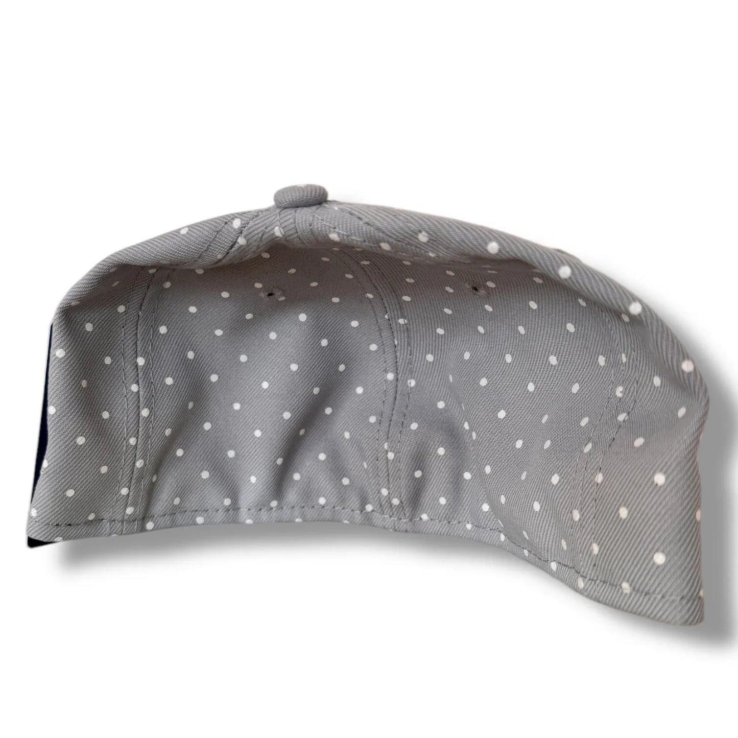 New Era x Undefeated Fitted Hat – Gray Polka Dot, Flat Brim, Size 7 1/4 - Trendiez U ♥