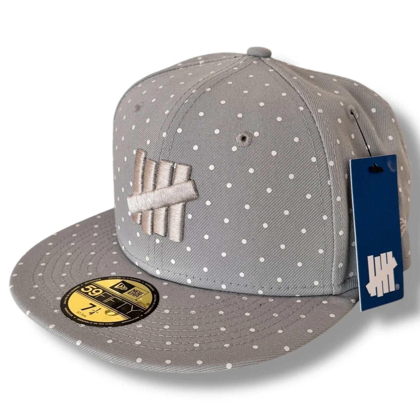New Era x Undefeated Fitted Hat – Gray Polka Dot, Flat Brim, Size 7 1/4 - Trendiez U ♥