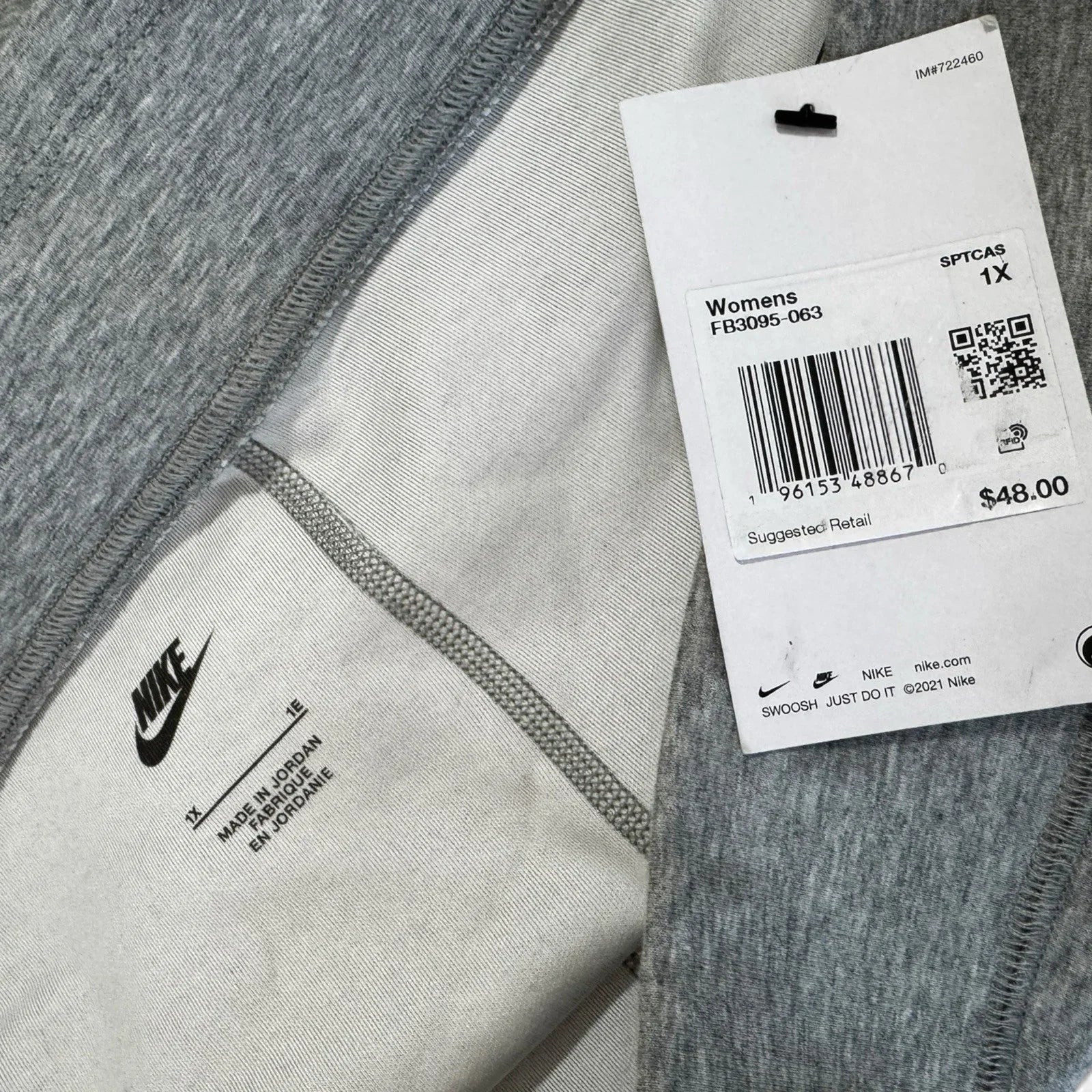 Nike Women’s Plus Size Leggings – Gray High Rise 7/8 Length 1X - Trendiez U ♥