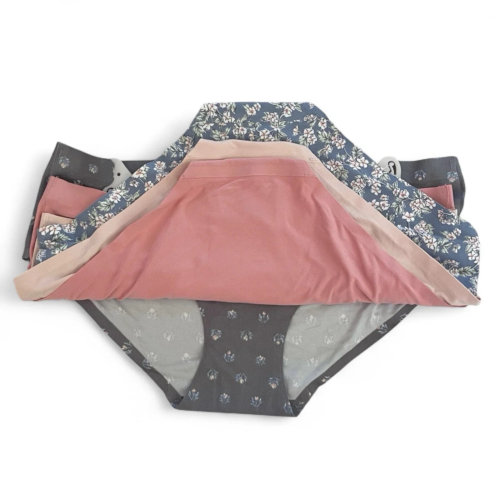 NWT 4 pack L Laura Ashley Floral Hipster Panties $48 Multicolor - Trendiez U ♥