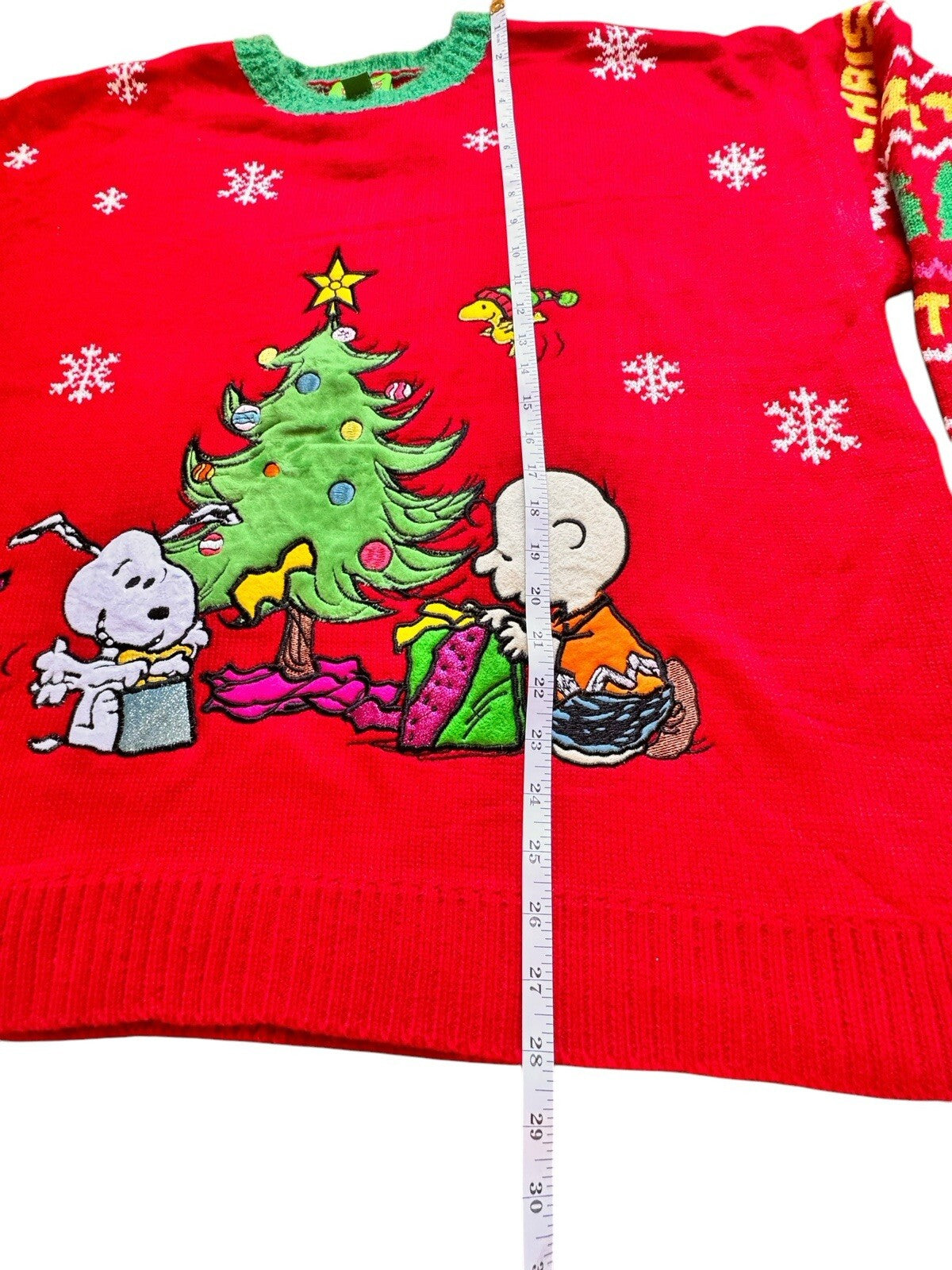 Peanuts Christmas Sweater Sz 1X Red Crewneck Snoopy Christmas Ugly Sweater NWT - Trendiez U ♥