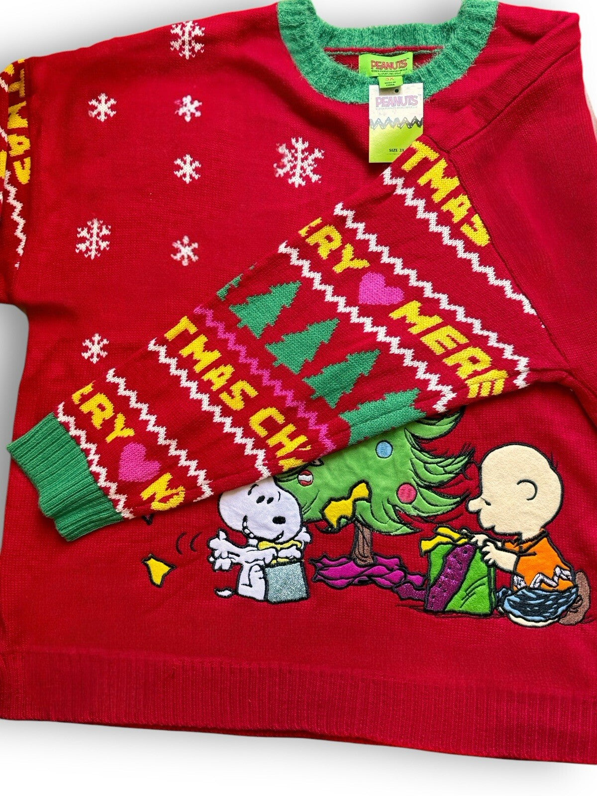 Peanuts Christmas Sweater Sz 1X Red Crewneck Snoopy Christmas Ugly Sweater NWT - Trendiez U ♥