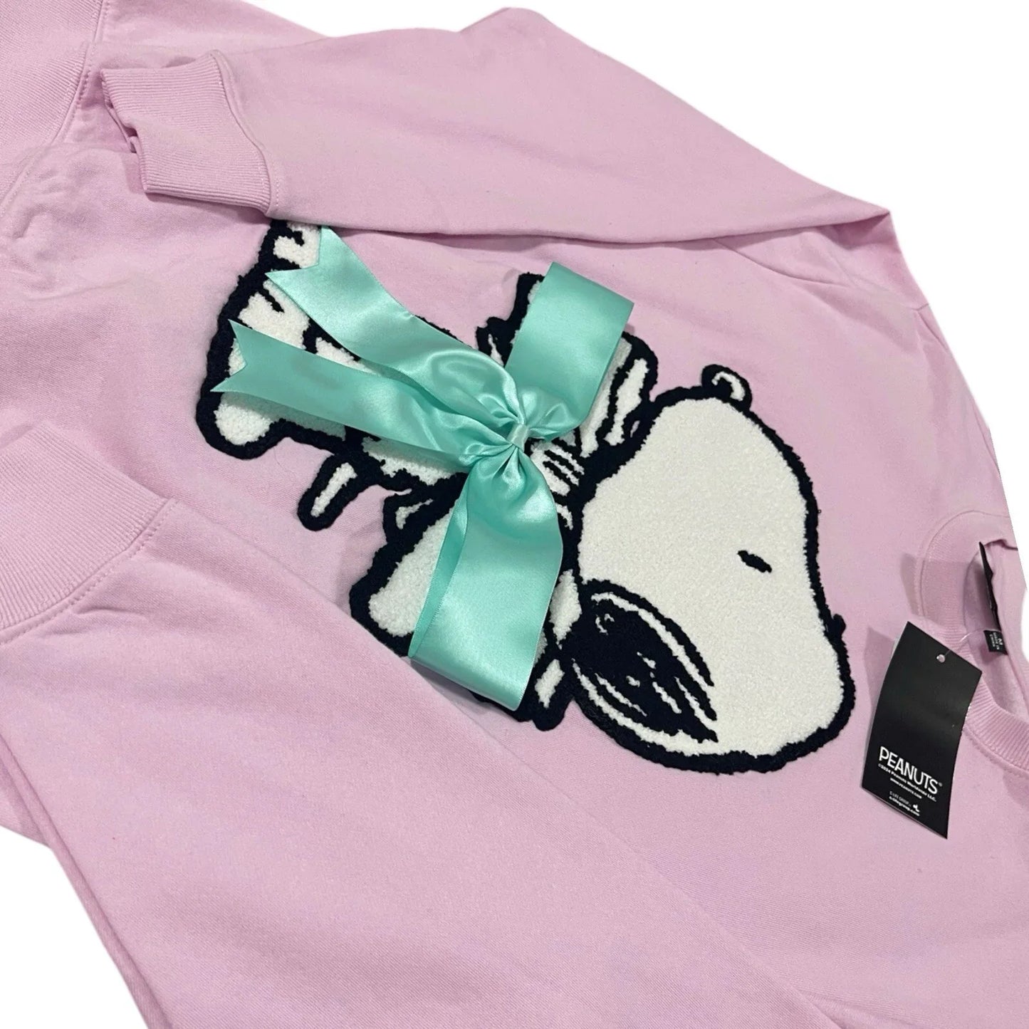 Peanuts Snoopy Pink Oversized Sweatshirt Green Satin Bow Sz M NWT Valentines - Trendiez U ♥