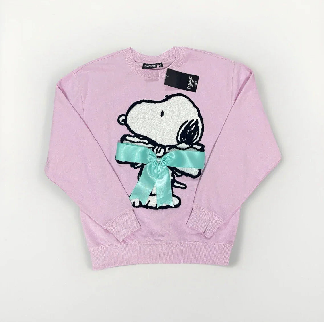 Peanuts Snoopy Pink Oversized Sweatshirt Green Satin Bow Sz M NWT Valentines - Trendiez U ♥