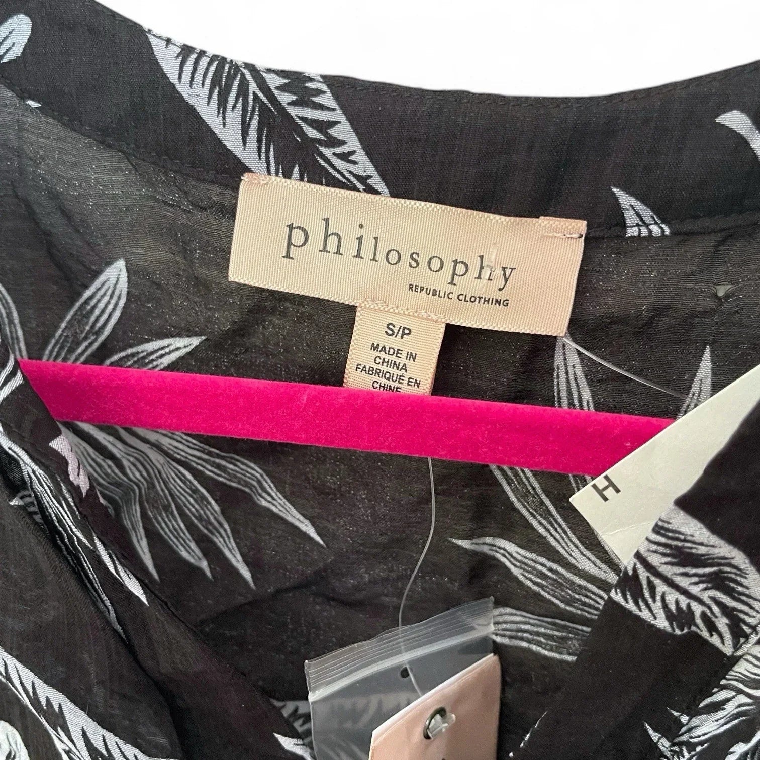 Philosophy Women’s Blouse – Size Small, Black Coastal Floral Lightweight Top - Trendiez U ♥