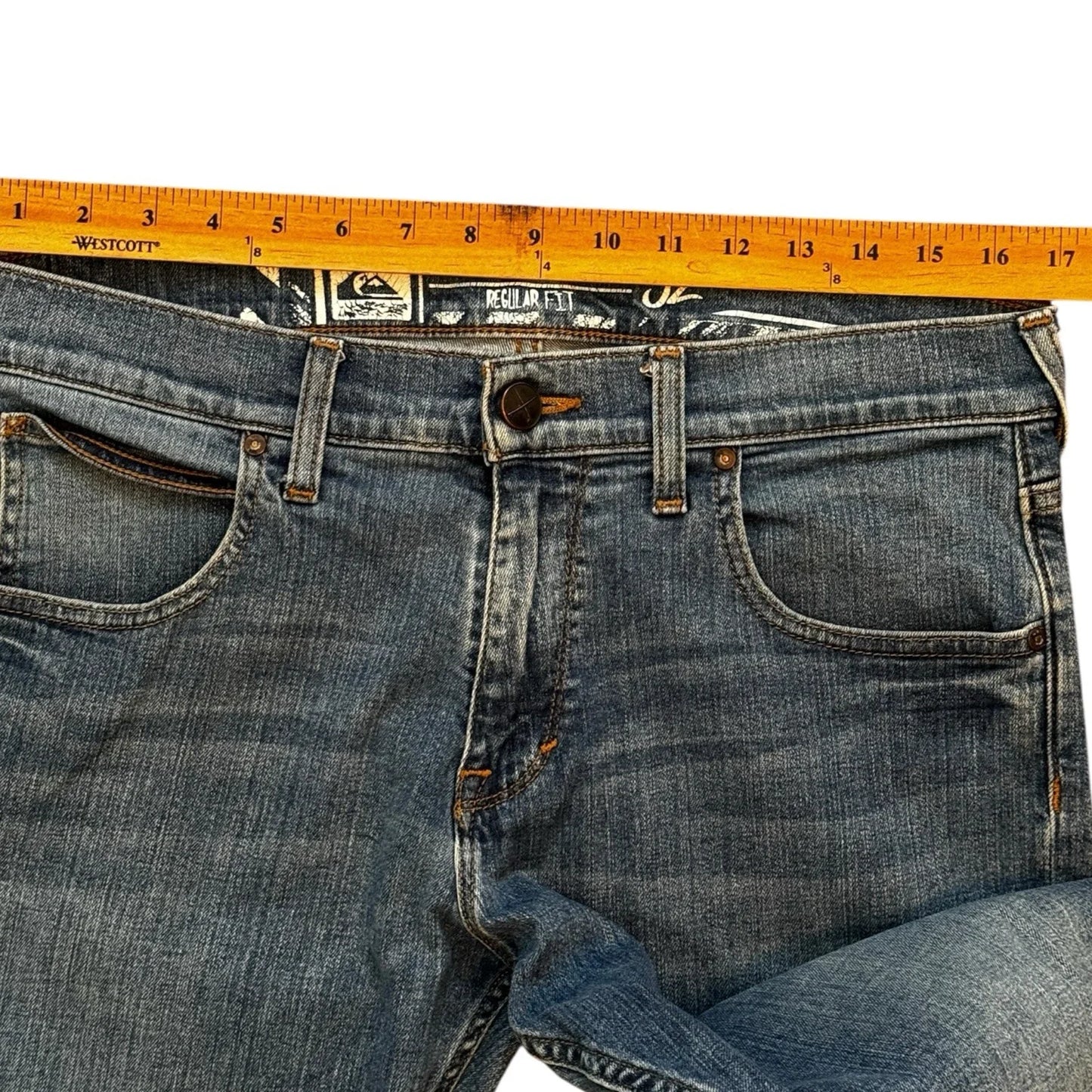 Quiksilver Vintage Y2K Men’s Jeans – 32x32 Blue Denim, Regular Fit Skater Style - Trendiez U ♥