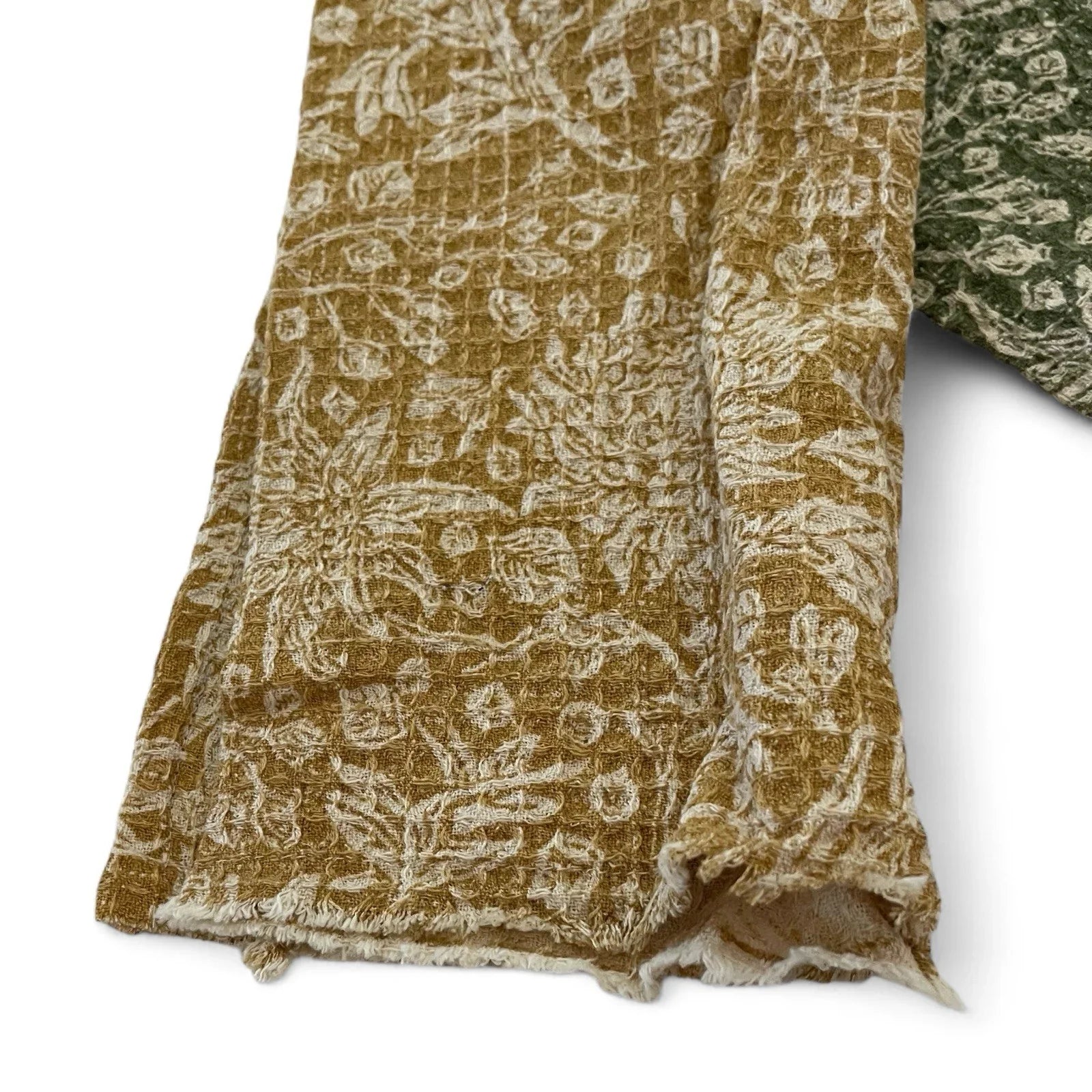 Rachel Ashwell Floral Weave Kitchen Towel Set of 3 100% Cotton Fringed Trim - Trendiez U ♥