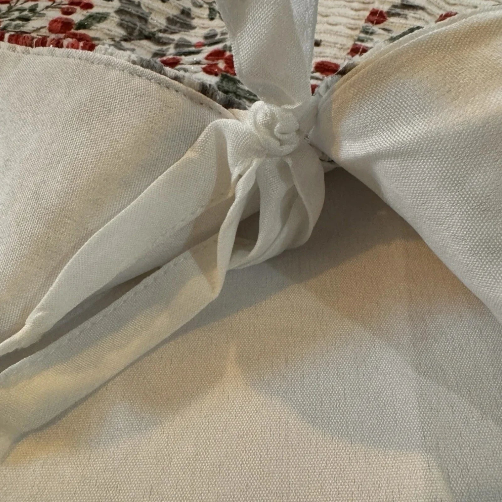 Ralph Lauren 60” Christmas Tree Skirt With 2 Stockings / Set of 3 /Holly Berries - Trendiez U ♥