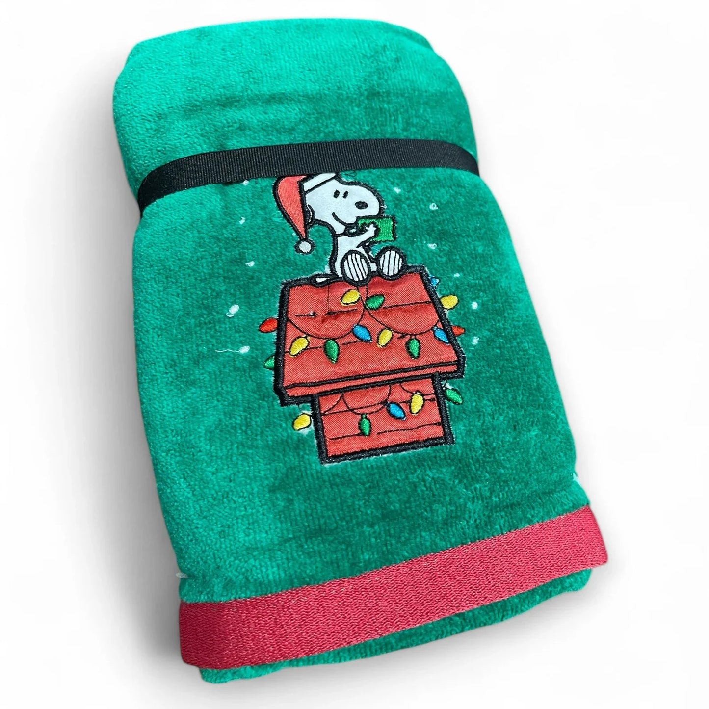 Snoopy Peanuts Christmas Cotton Velour Green Hand Towel Set of 2 Embroidered - Trendiez U ♥
