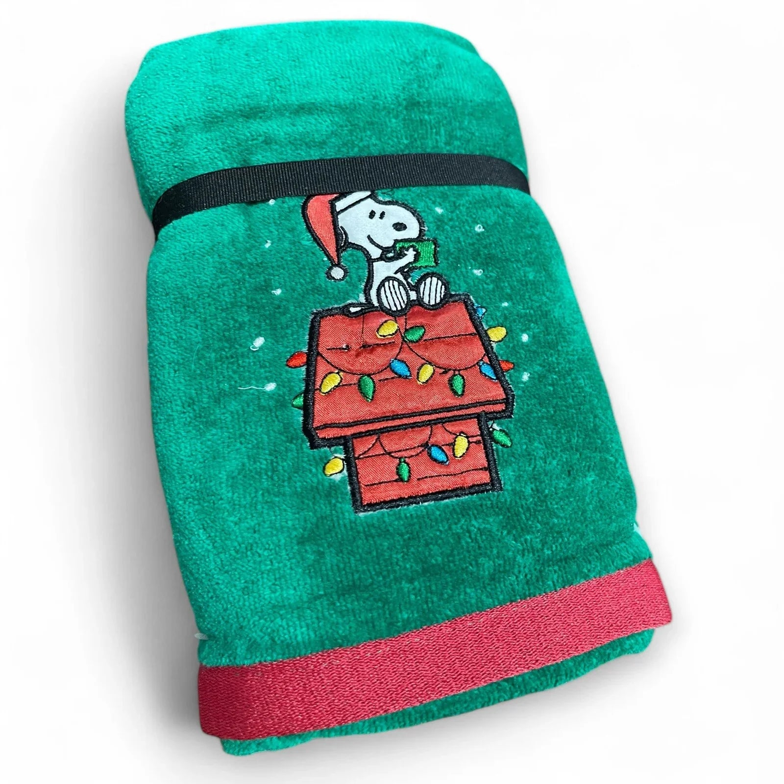 Snoopy Peanuts Christmas Cotton Velour Green Hand Towel Set of 2 Embroidered - Trendiez U ♥