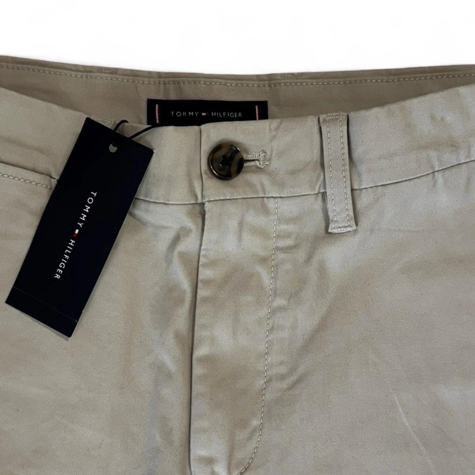 Tommy Hilfiger Men’s Classic Khaki Chino Shorts – Size 32 - Trendiez U ♥