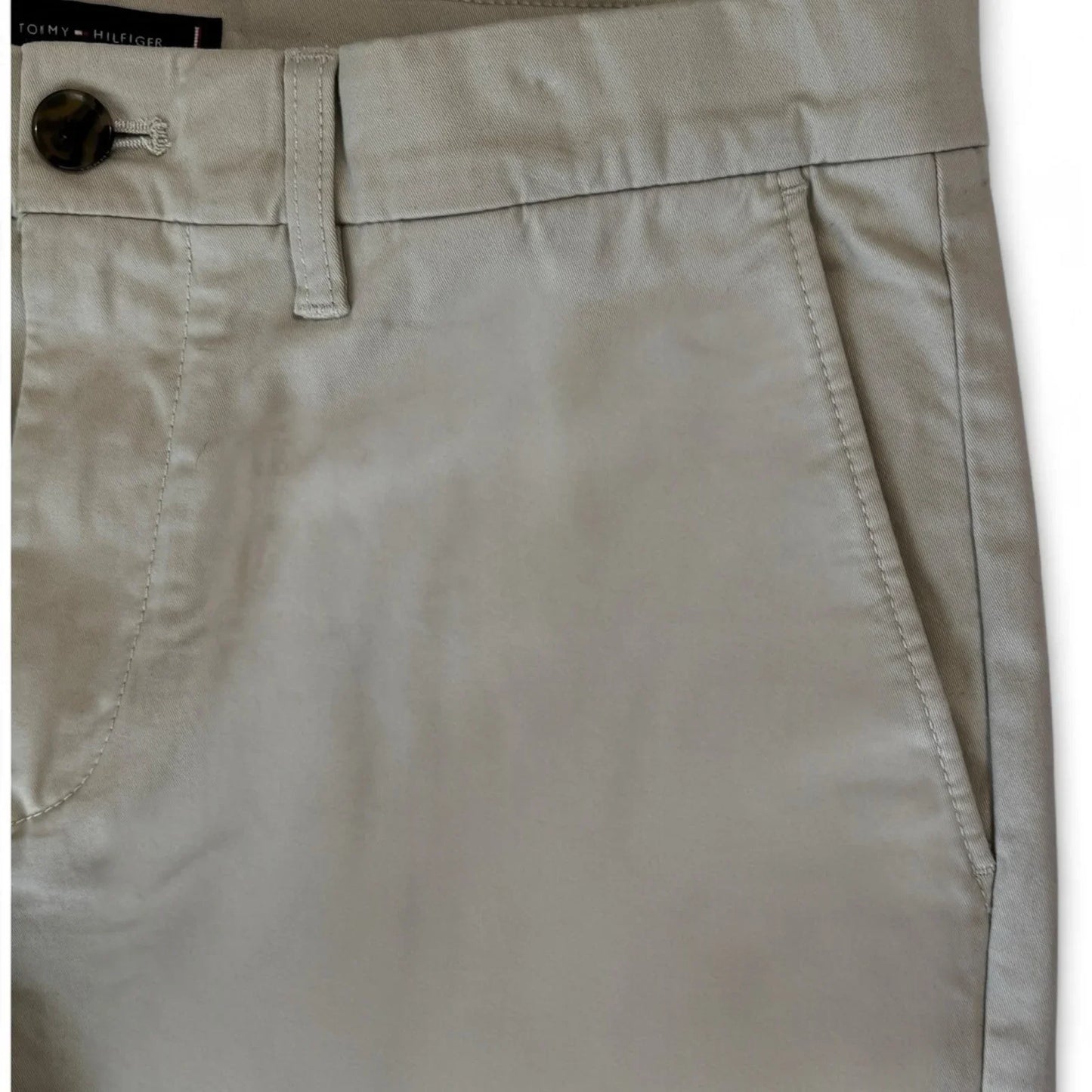 Tommy Hilfiger Men’s Classic Khaki Chino Shorts – Size 32 - Trendiez U ♥