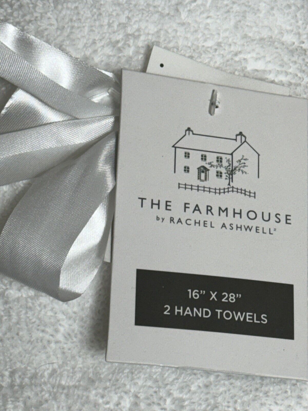 Rachel Ashwell Christmas White Bath Towels With Green Trim 4 piece Set