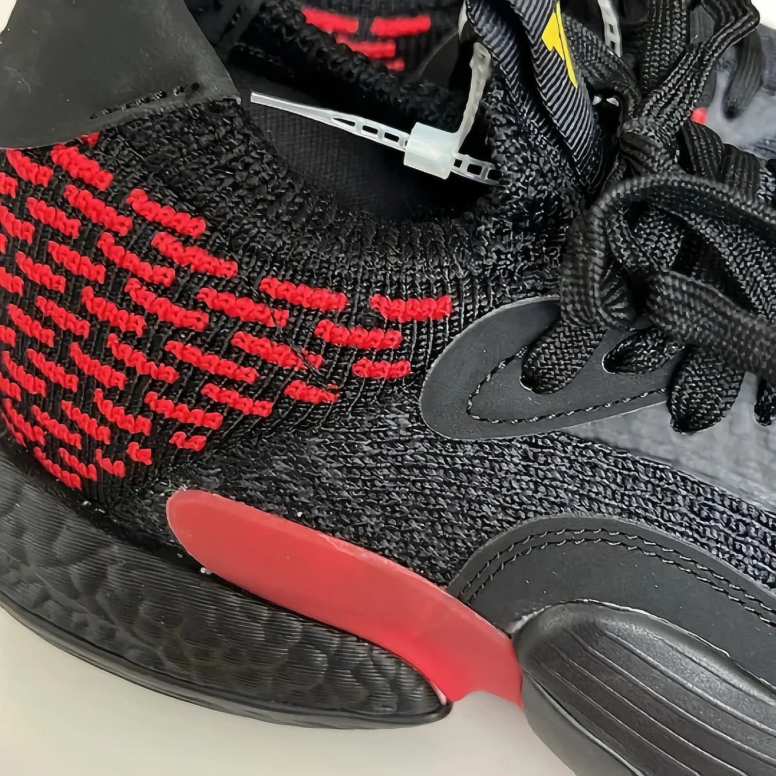 Adidas Trae Young 2 ‘Atlanta Hawks’ Men’s Size 8.5 Black/Red HQ0986 - Trendiez U ♥ 