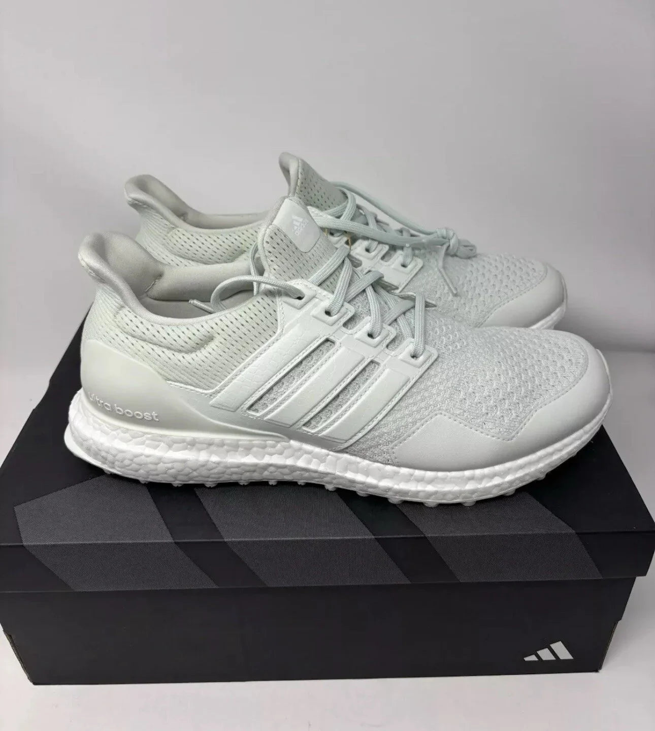 Adidas Ultraboost Spikeless Golf Shoes Mint White Turf IF0324 Mens Size 9 - Trendiez U ♥ 
