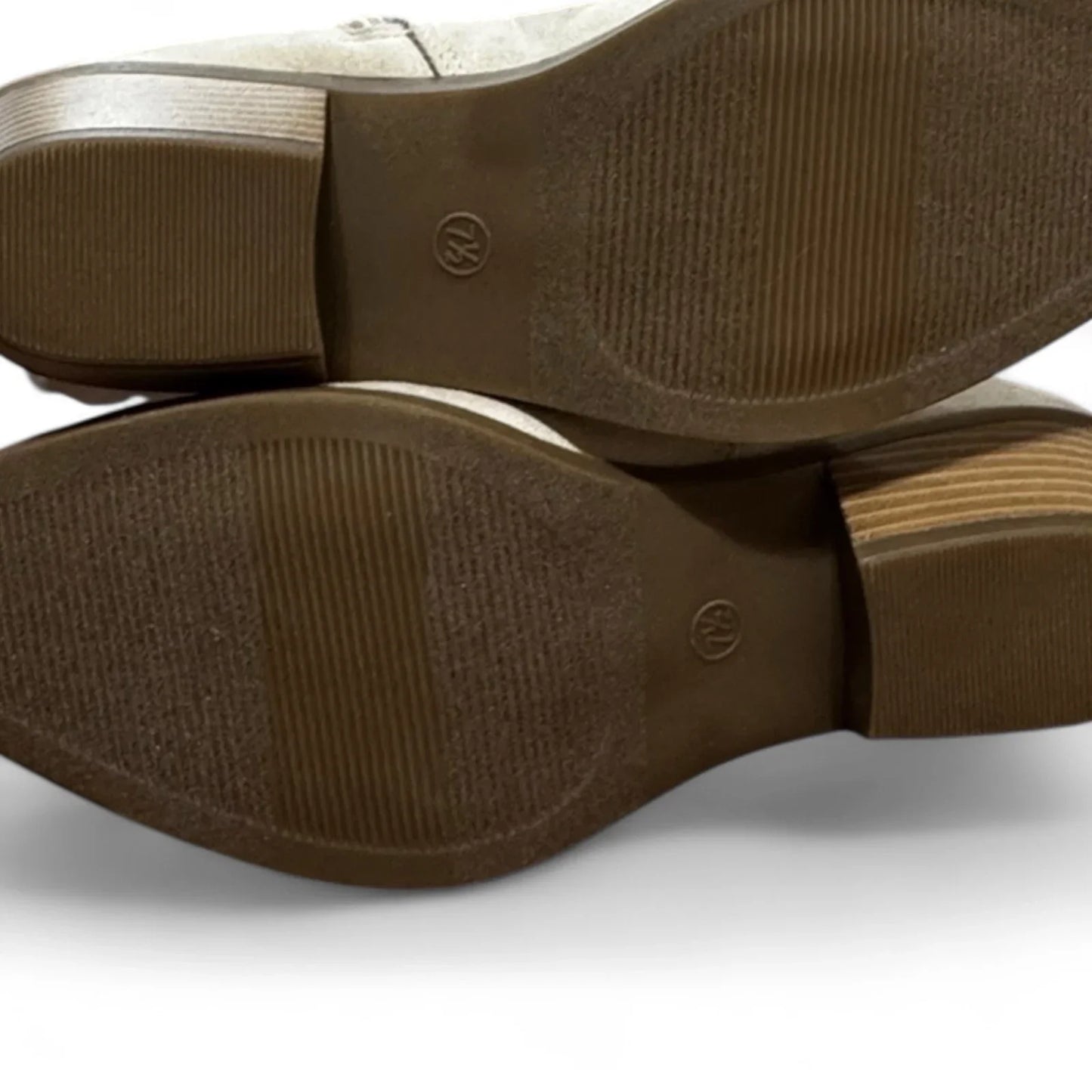 American Eagle Women’s Western Boots – Slouchy Suede, Cream Off-White, Size 7.5 - Trendiez U ♥ 