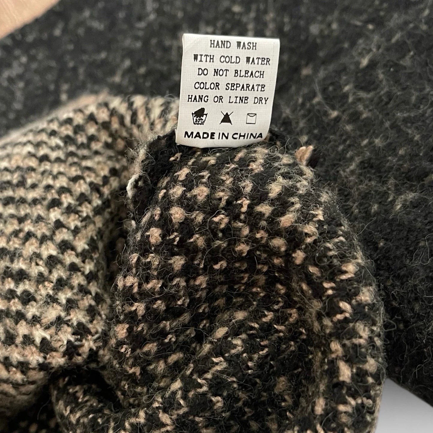 Anthropologie Luna Ivy Cozy Teddy Bear Cropped Loose Fit Sweater Black Tan Sz S - Trendiez U ♥ 