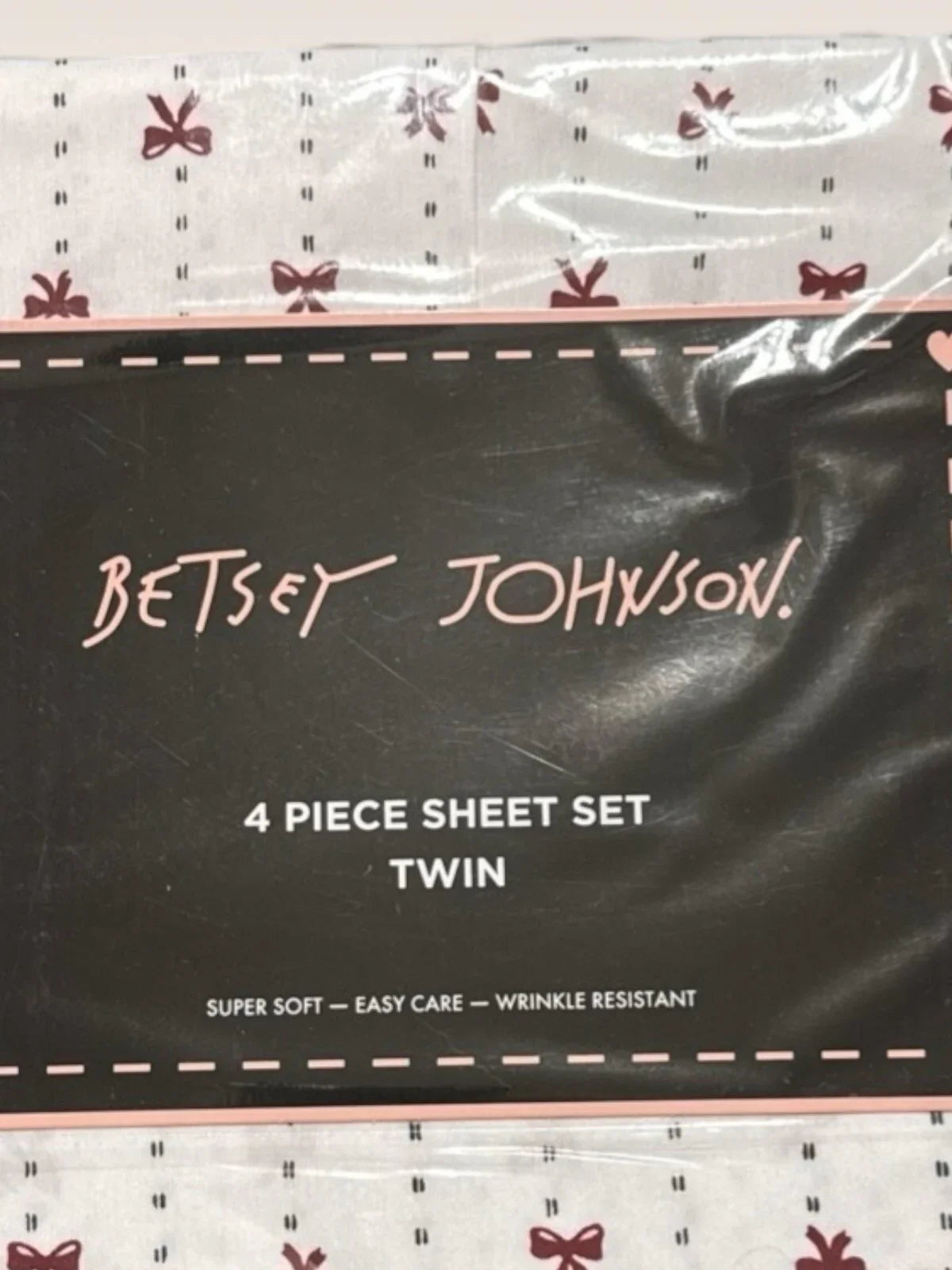Betsey Johnson 4-Piece Twin Sheet Set – Ribbon Bows Christmas Design - Trendiez U ♥ 