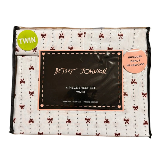 Betsey Johnson 4-Piece Twin Sheet Set – Ribbon Bows Christmas Design - Trendiez U ♥ 