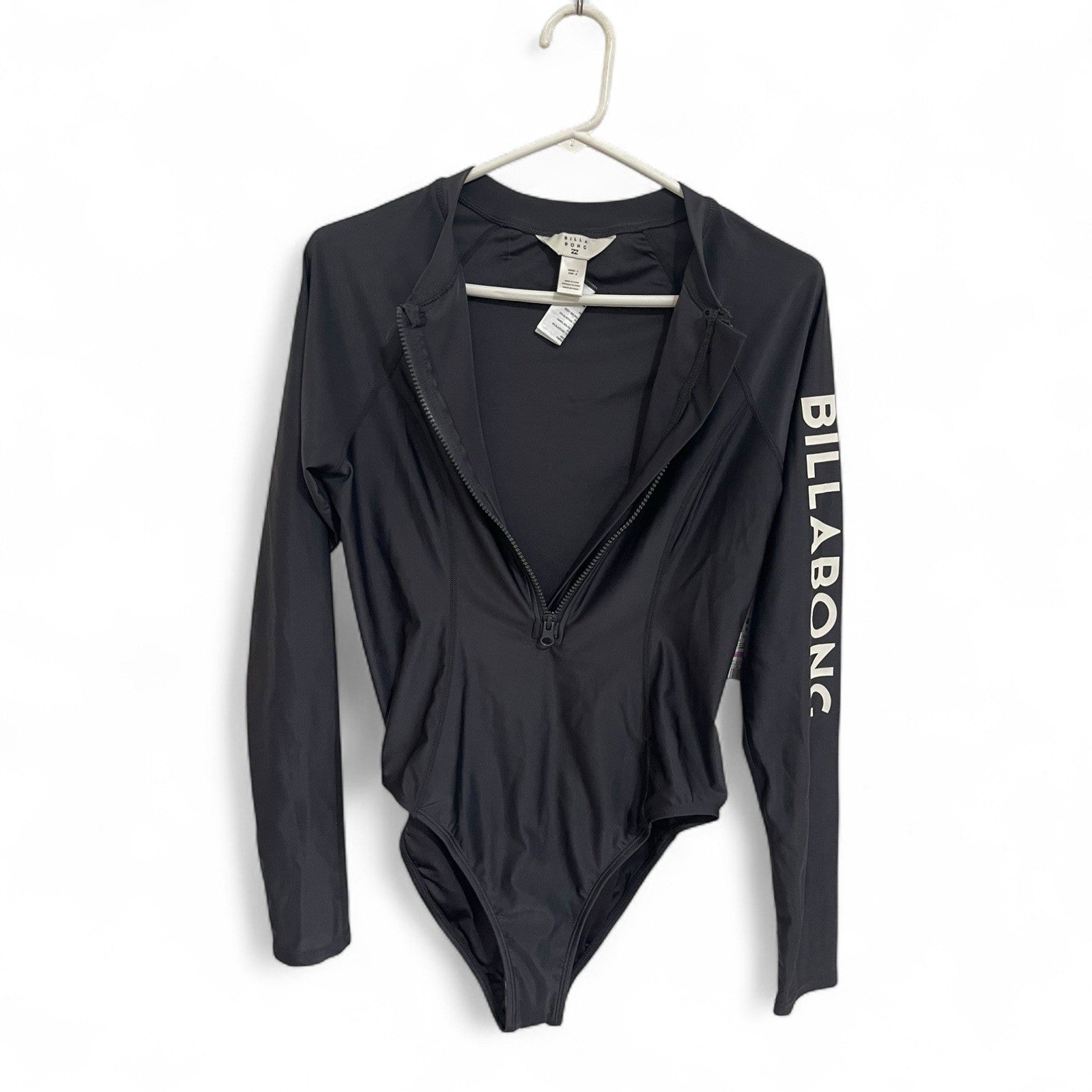 Billabong Women’s Surf Suit – Long Sleeve 1/2 Zip Bodysuit, Size L - Trendiez U ♥ 