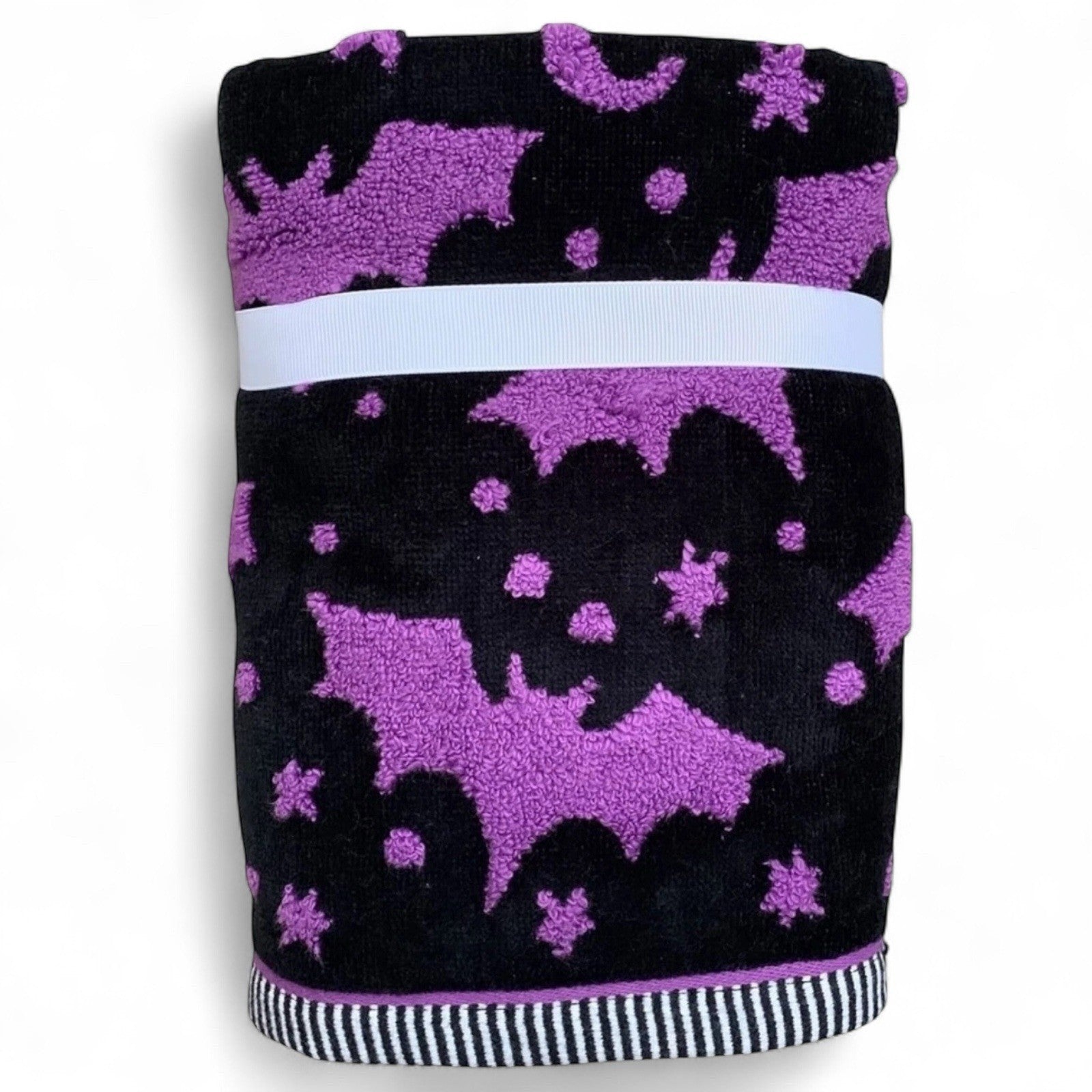 CARO Home Halloween Bathroom Hand Towels - Spooky Bats - 100% Cotton - Trendiez U ♥ 