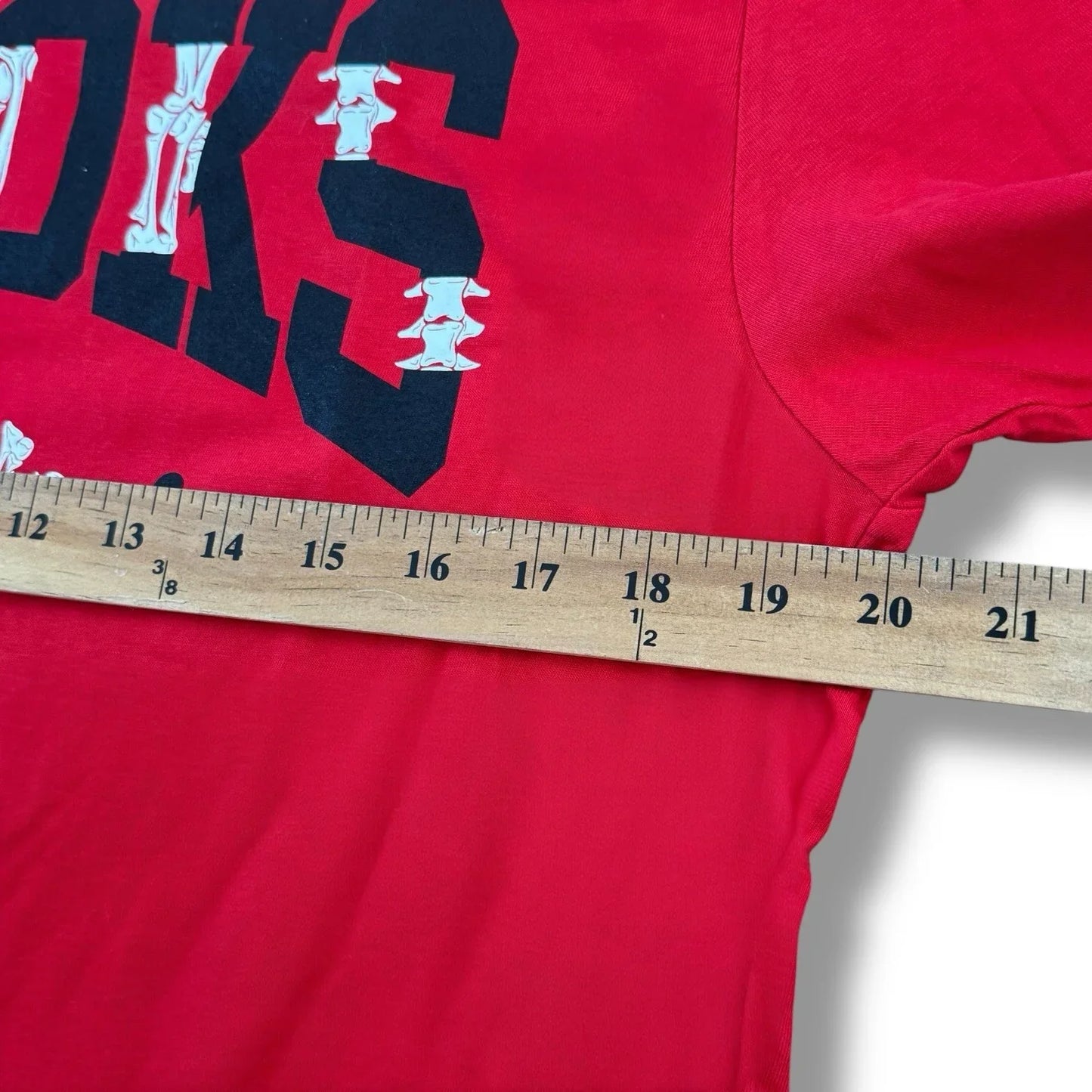 Crooks & Castles Men's Red Graphic Tee Size Medium Streetwear T-Shirt - Trendiez U ♥ 