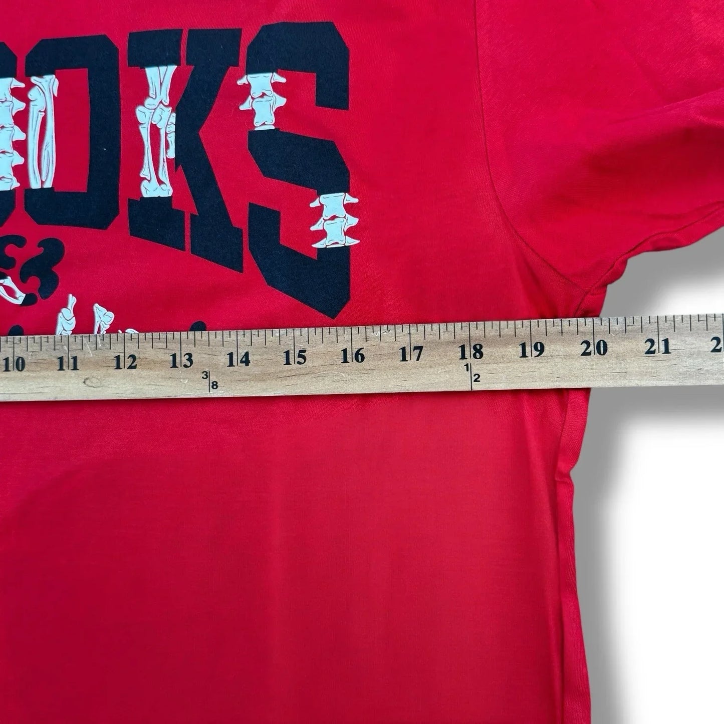 Crooks & Castles Men's Red Graphic Tee Size Medium Streetwear T-Shirt - Trendiez U ♥ 
