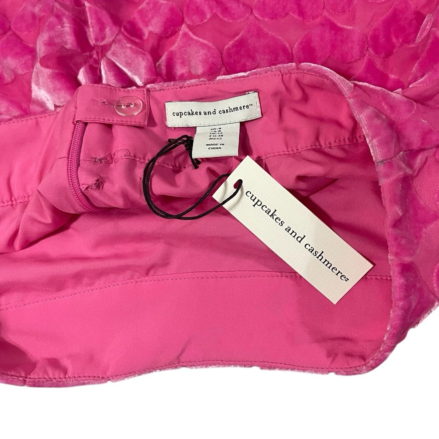 Cupcakes and Cashmere Hot Pink Velvet Mini Skirt Heart Pattern Size 8 - Trendiez U ♥ 