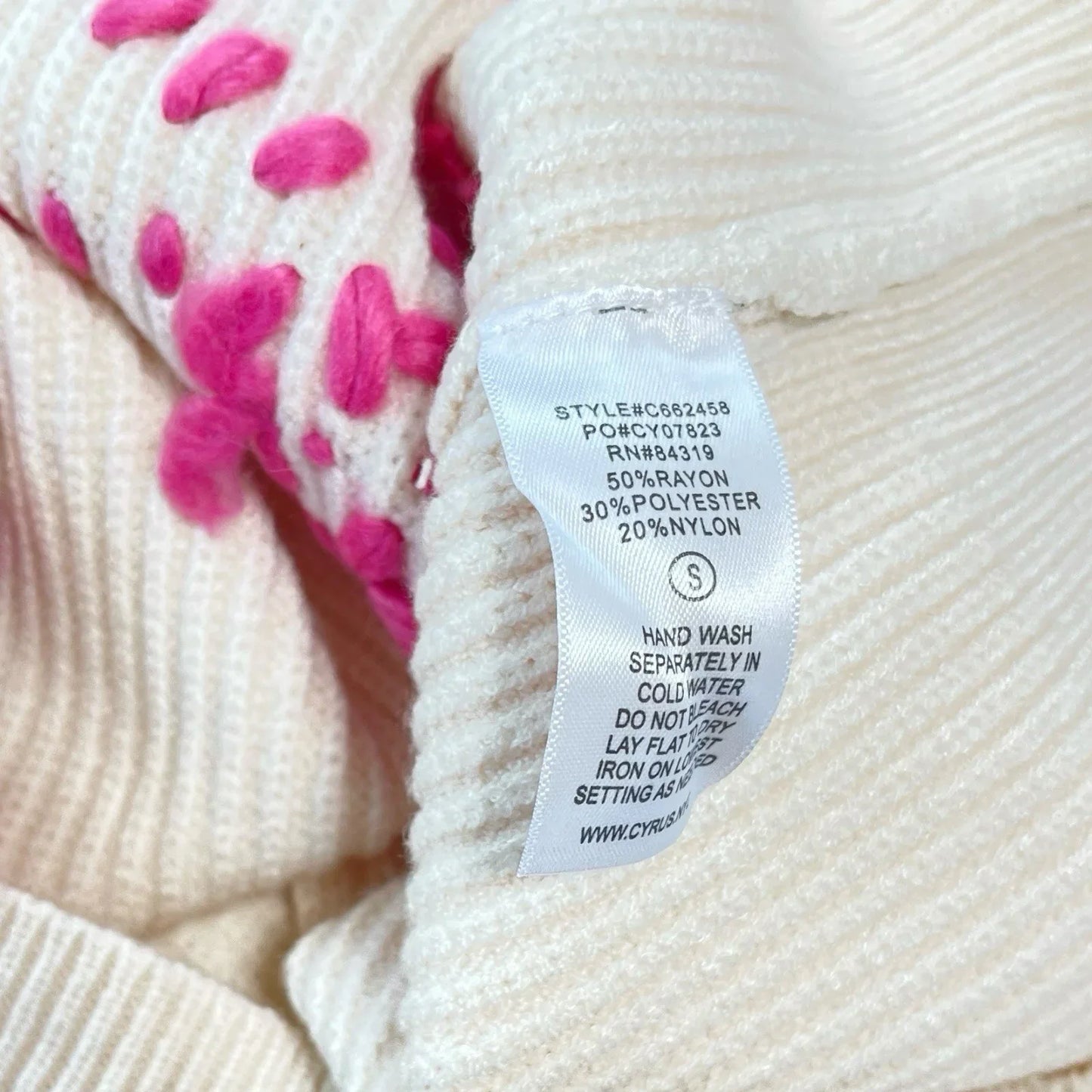 Cyrus Cream Floral Pullover Sweater Embroidered Comfy MRSP $99 NWT - Trendiez U ♥ 