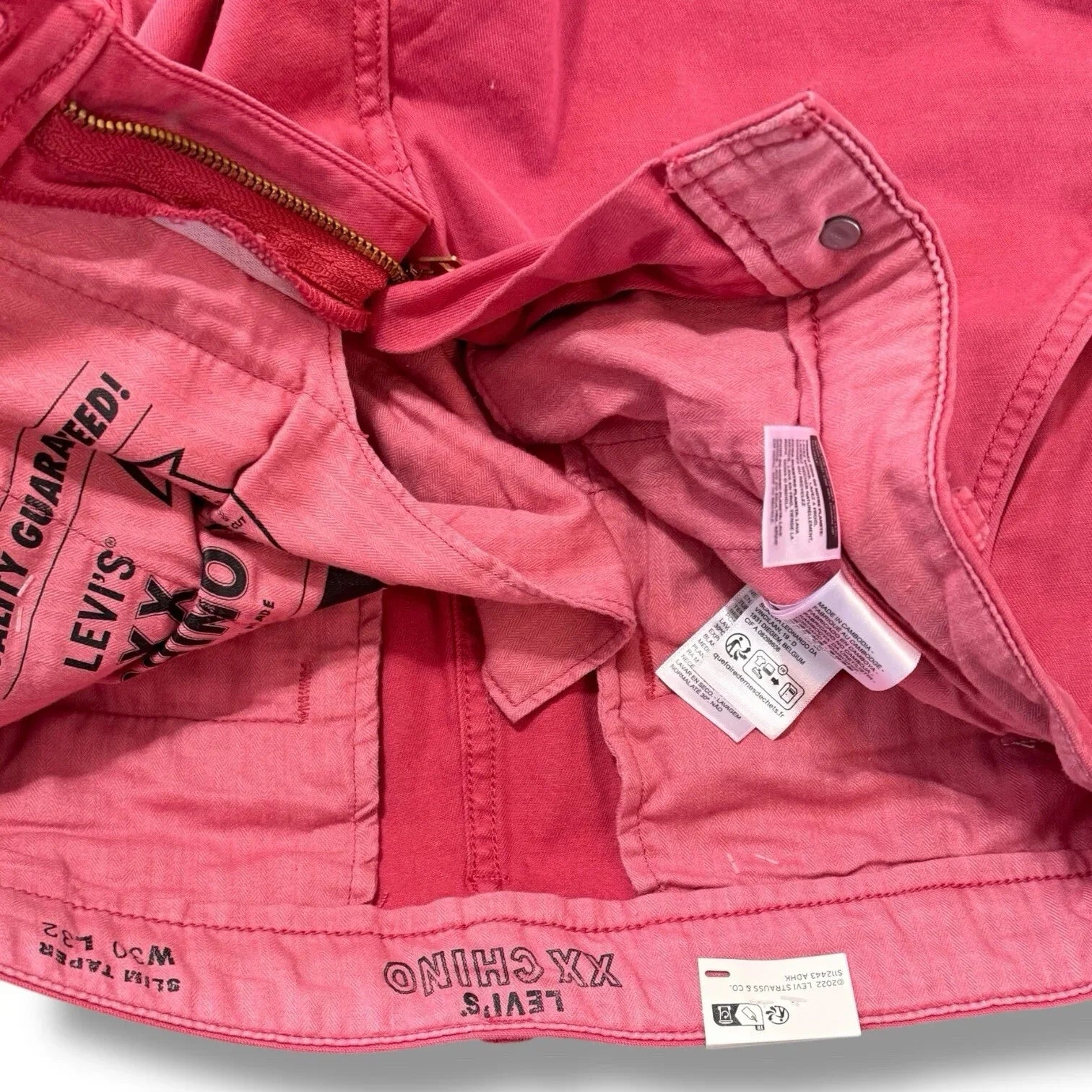 Levi Strauss 30X32 Pants Men’s XX Chino Slim Taper Stretch Straight Leg Coral 🔥 - Trendiez U ♥ 
