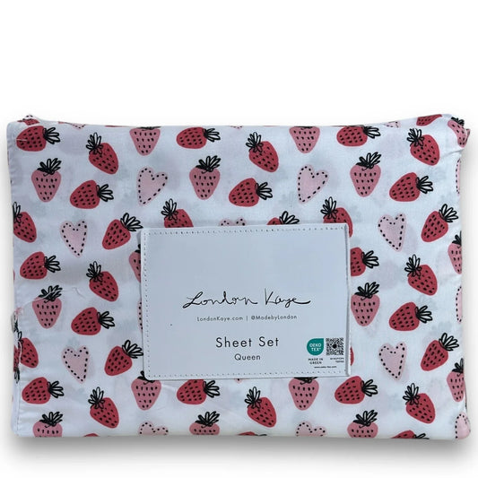 London Kaye Queen Sheet Set – Strawberry Hearts 4 Piece Bedding - Trendiez U ♥ 