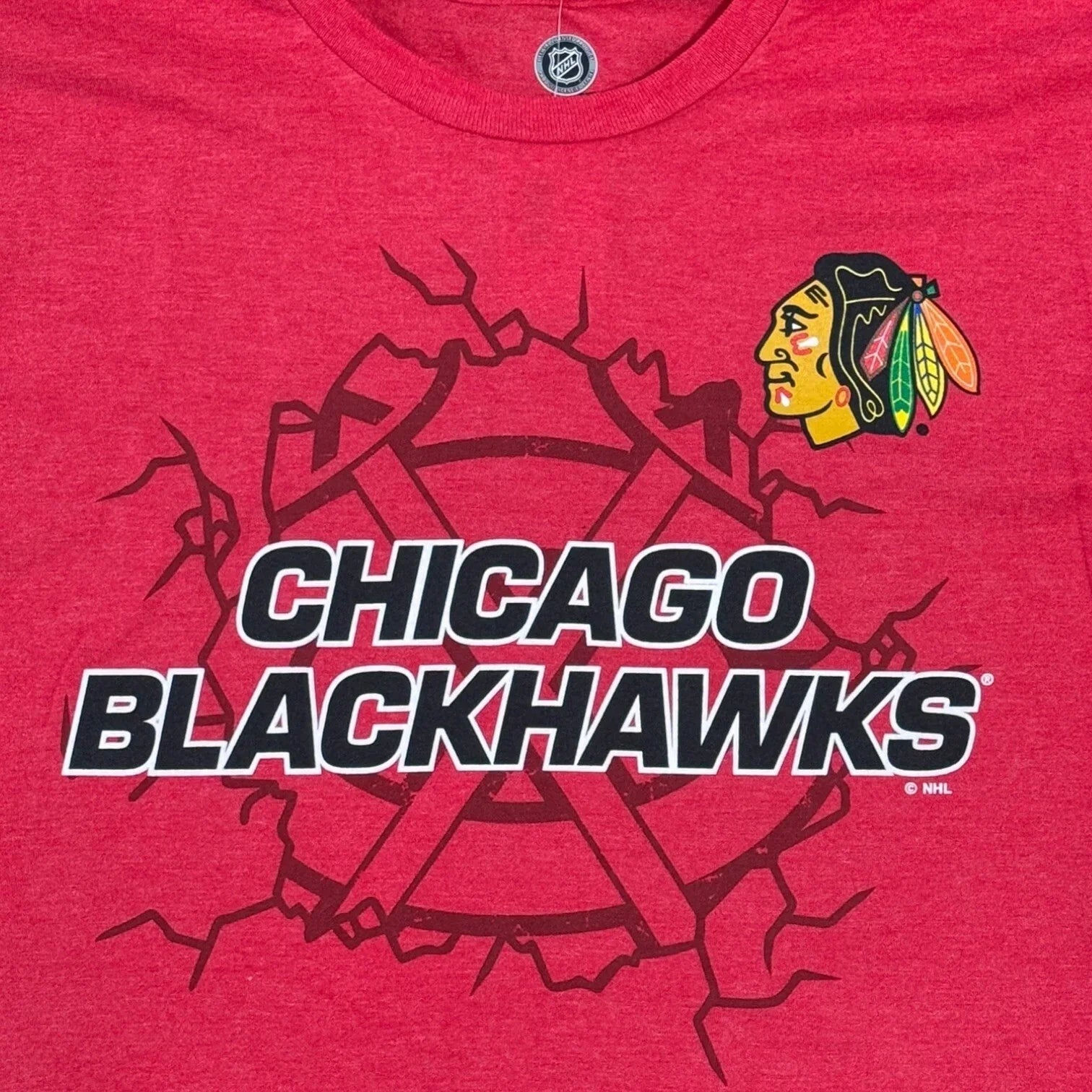 NHL Chicago Blackhawks Red Black Hockey Sports T-shirt Men’s Athletic Medium - Trendiez U ♥ 