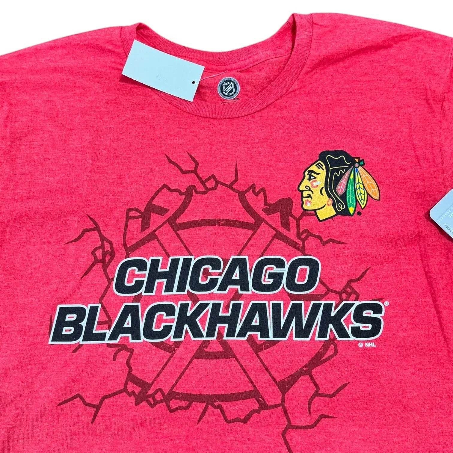 NHL Chicago Blackhawks Red Black Hockey Sports T-shirt Men’s Athletic Medium - Trendiez U ♥ 