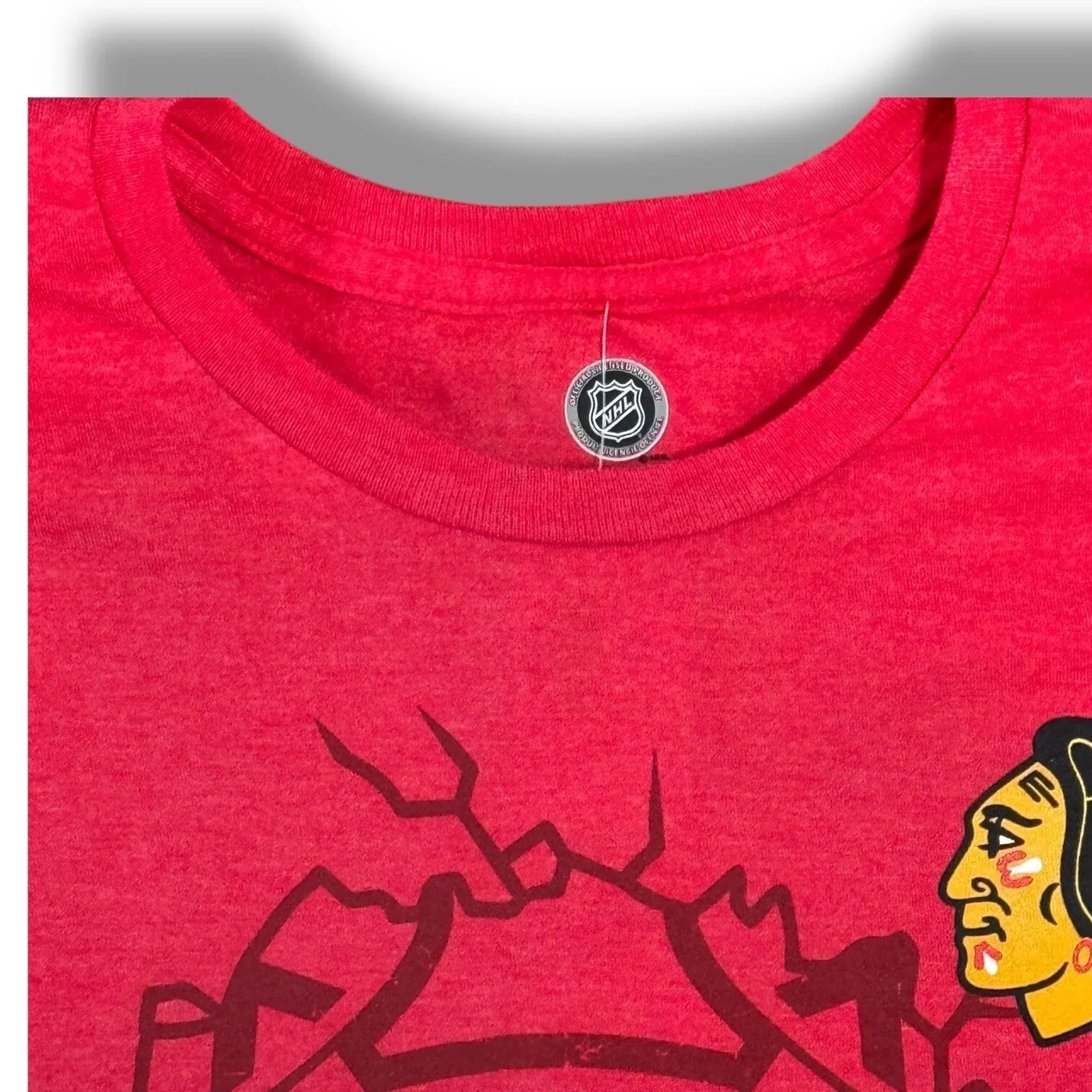 NHL Chicago Blackhawks Red Black Hockey Sports T-shirt Men’s Athletic Medium - Trendiez U ♥ 