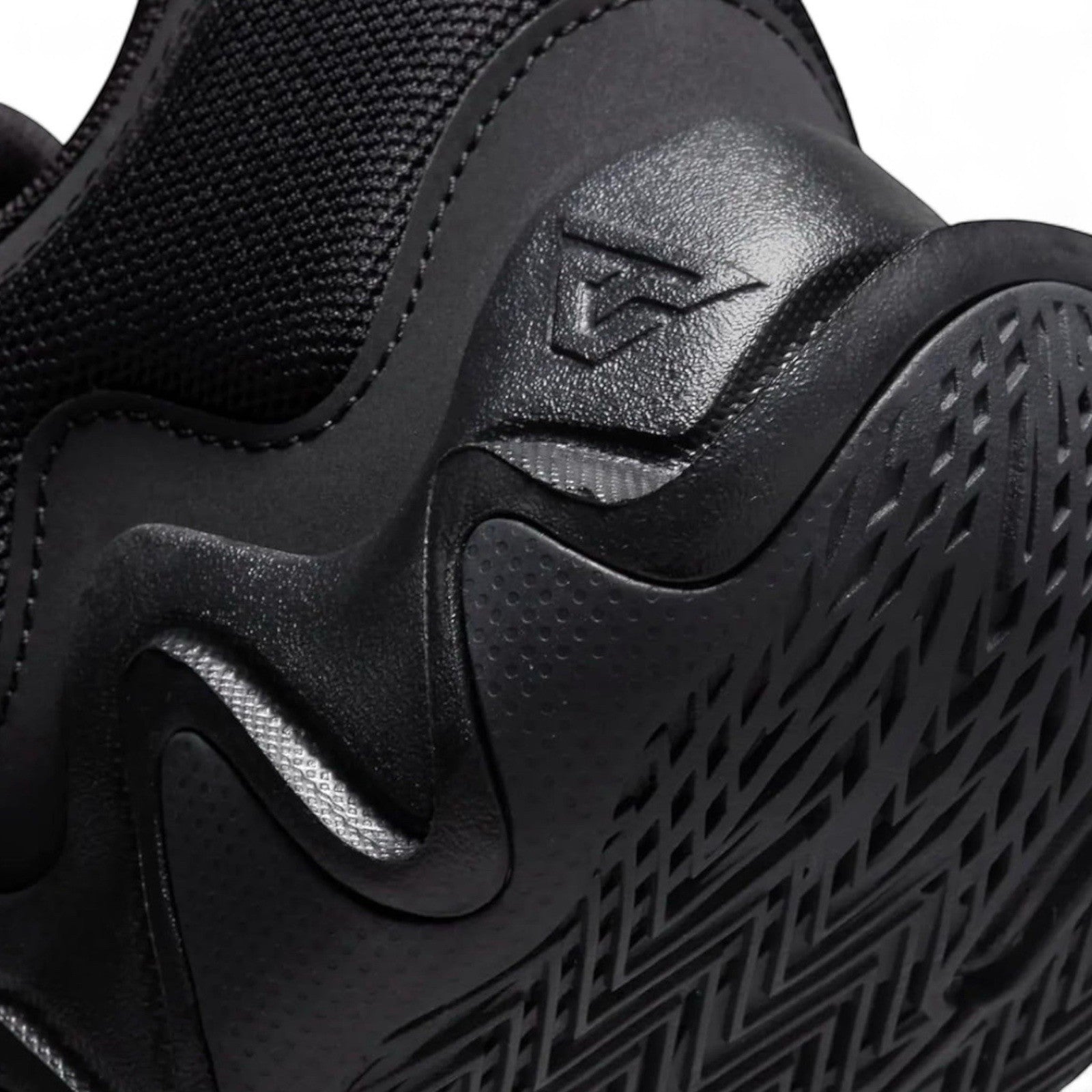 Nike Giannis Immortality 2 Men’s Basketball Shoes – Black, Size 18 (DM0825-002) - Trendiez U ♥ 