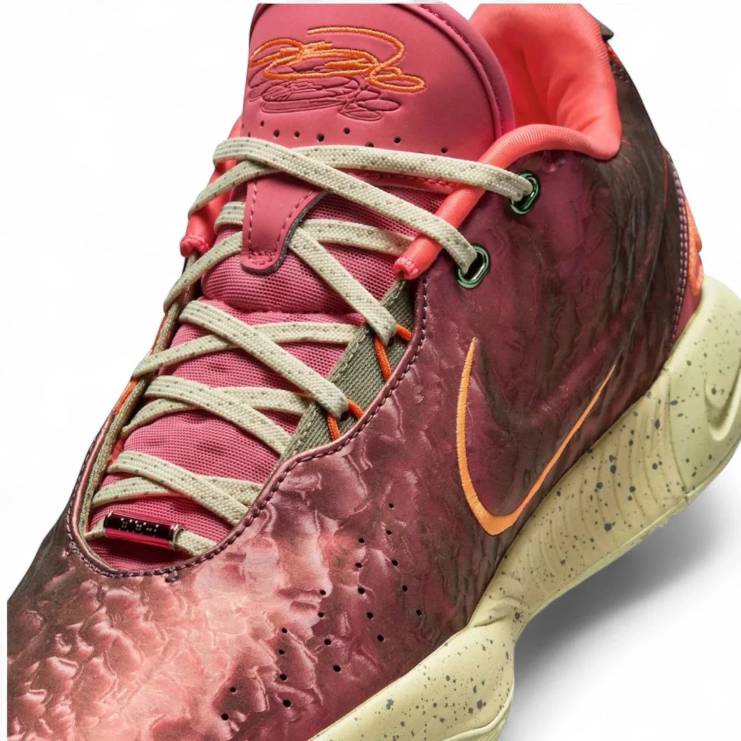 Nike LeBron XXI “Queen Conch” Basketball Shoes – Gold, Men’s Size 11.5 (FN0708-800) - Trendiez U ♥ 