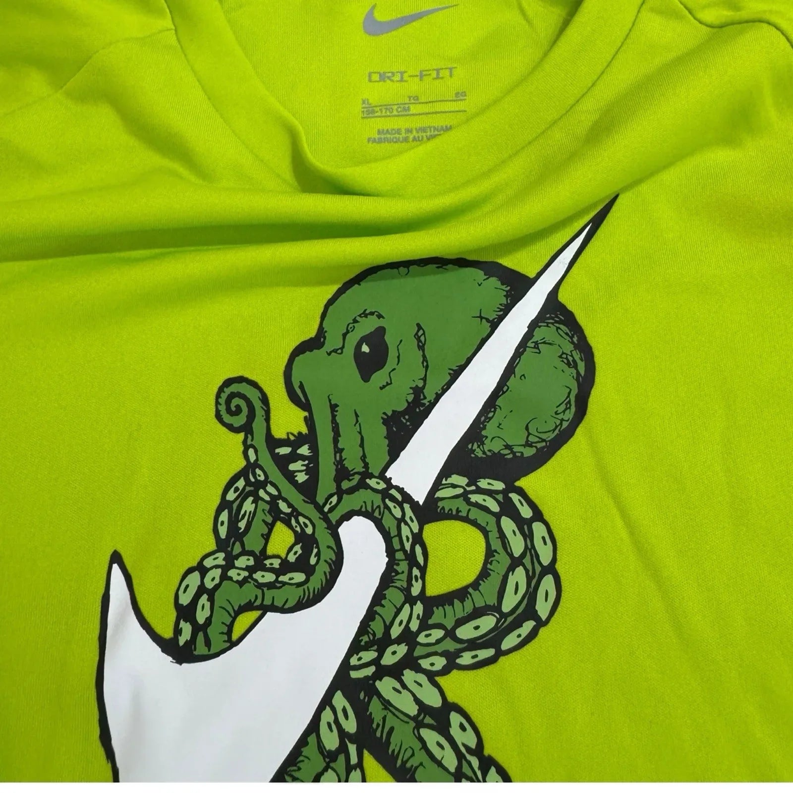 Nike Swim Kids’ Rash Guard – Green Octopus Swoosh, Size XL UPF 40+ - Trendiez U ♥ 
