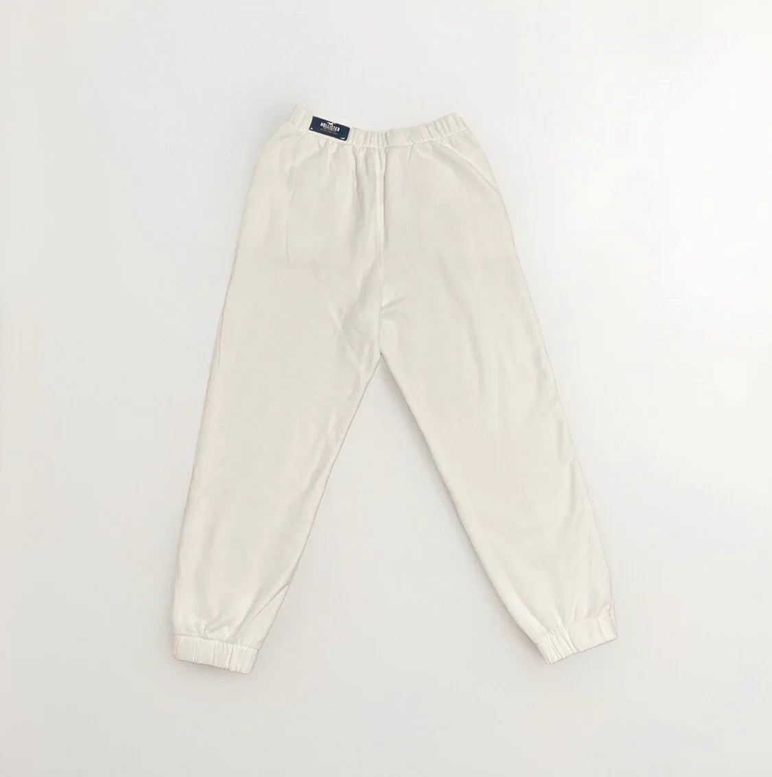 NWT Hollister Ultra High Rise Dad Joggers White Embroidered Cherry Women’s M - Trendiez U ♥ 