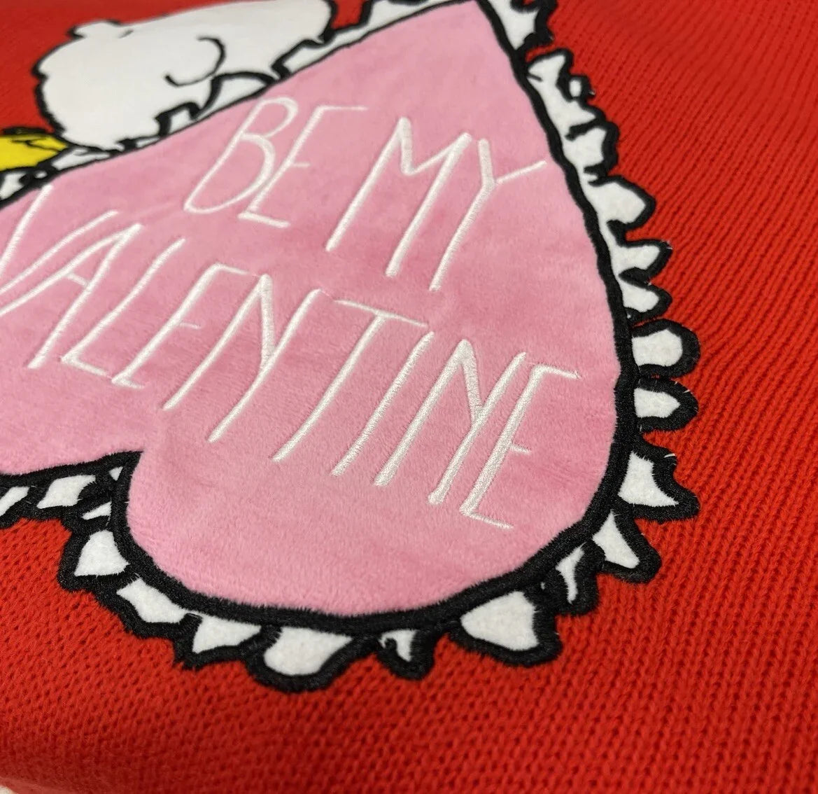 Peanuts Snoopy Valentine’s Sweater Sz L Red w/ Pink Hearts Embroidered Charlie - Trendiez U ♥ 