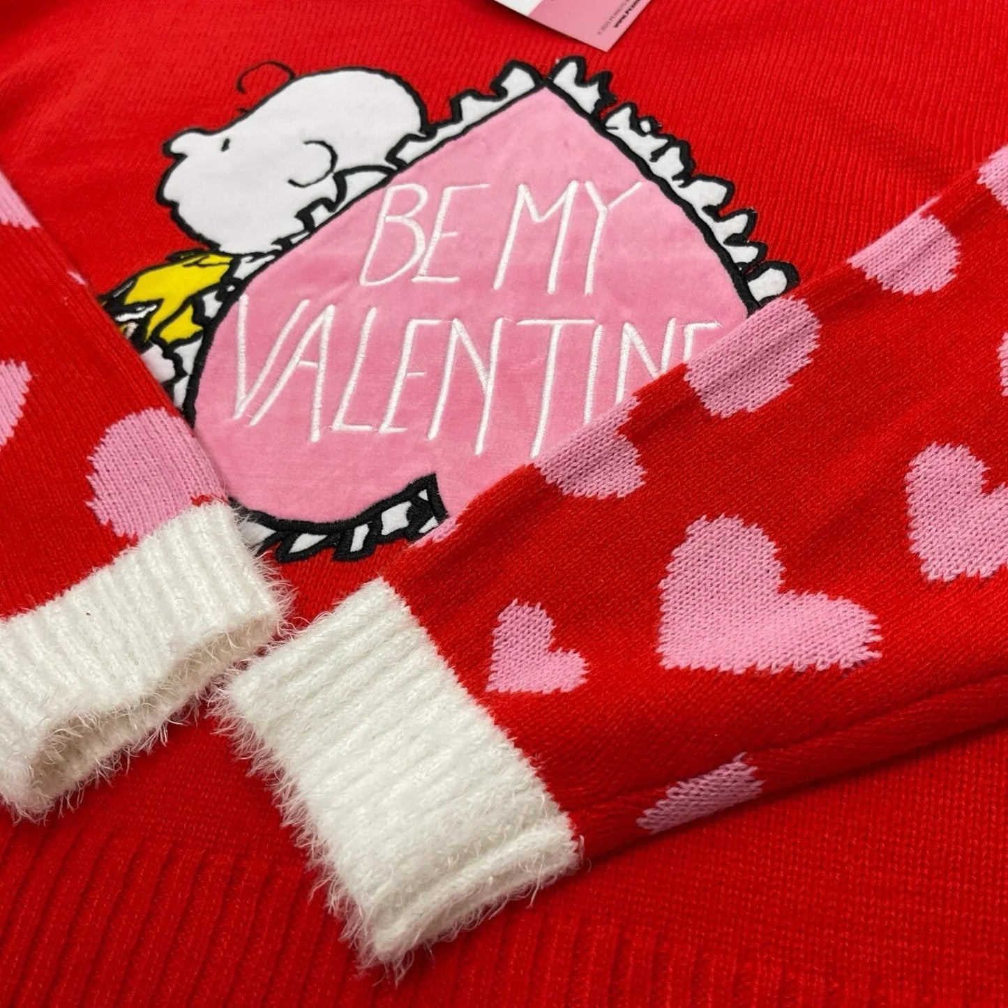 Peanuts Snoopy Valentine’s Sweater Sz L Red w/ Pink Hearts Embroidered Charlie - Trendiez U ♥ 